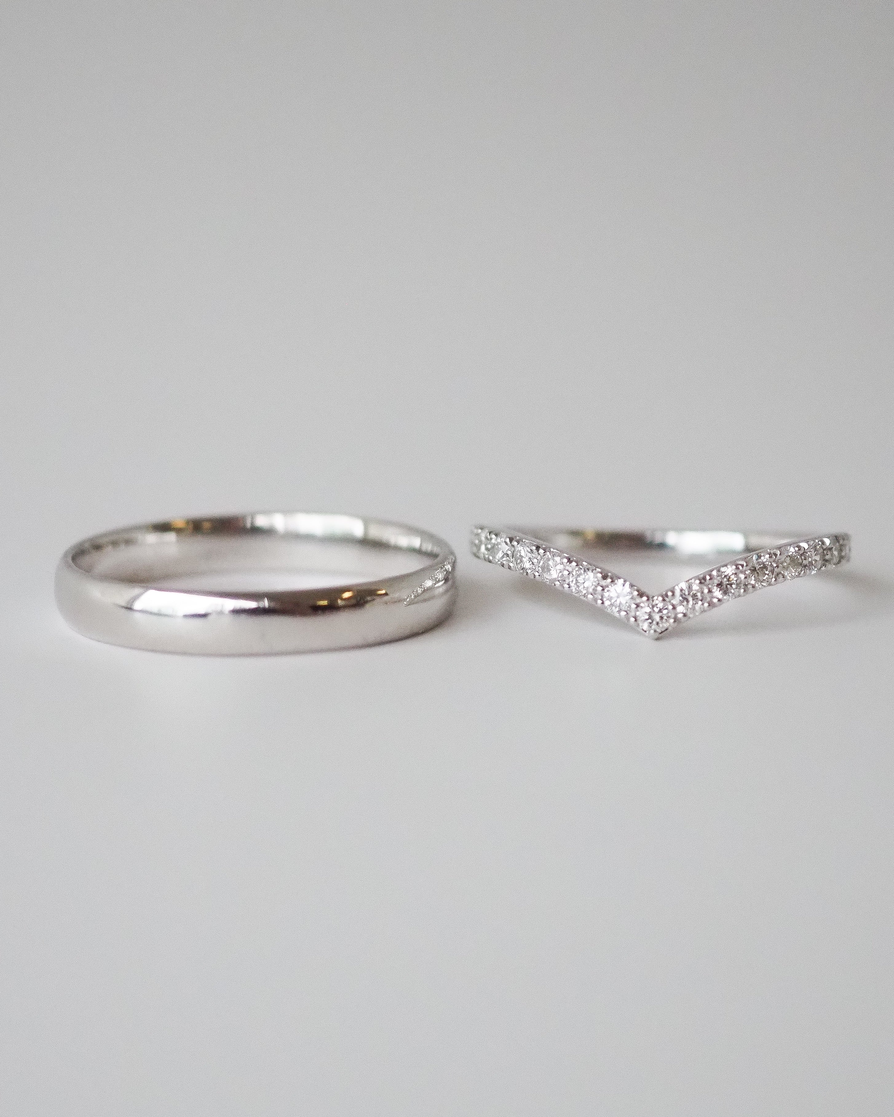 VICTORIA RING - WHITE GOLD