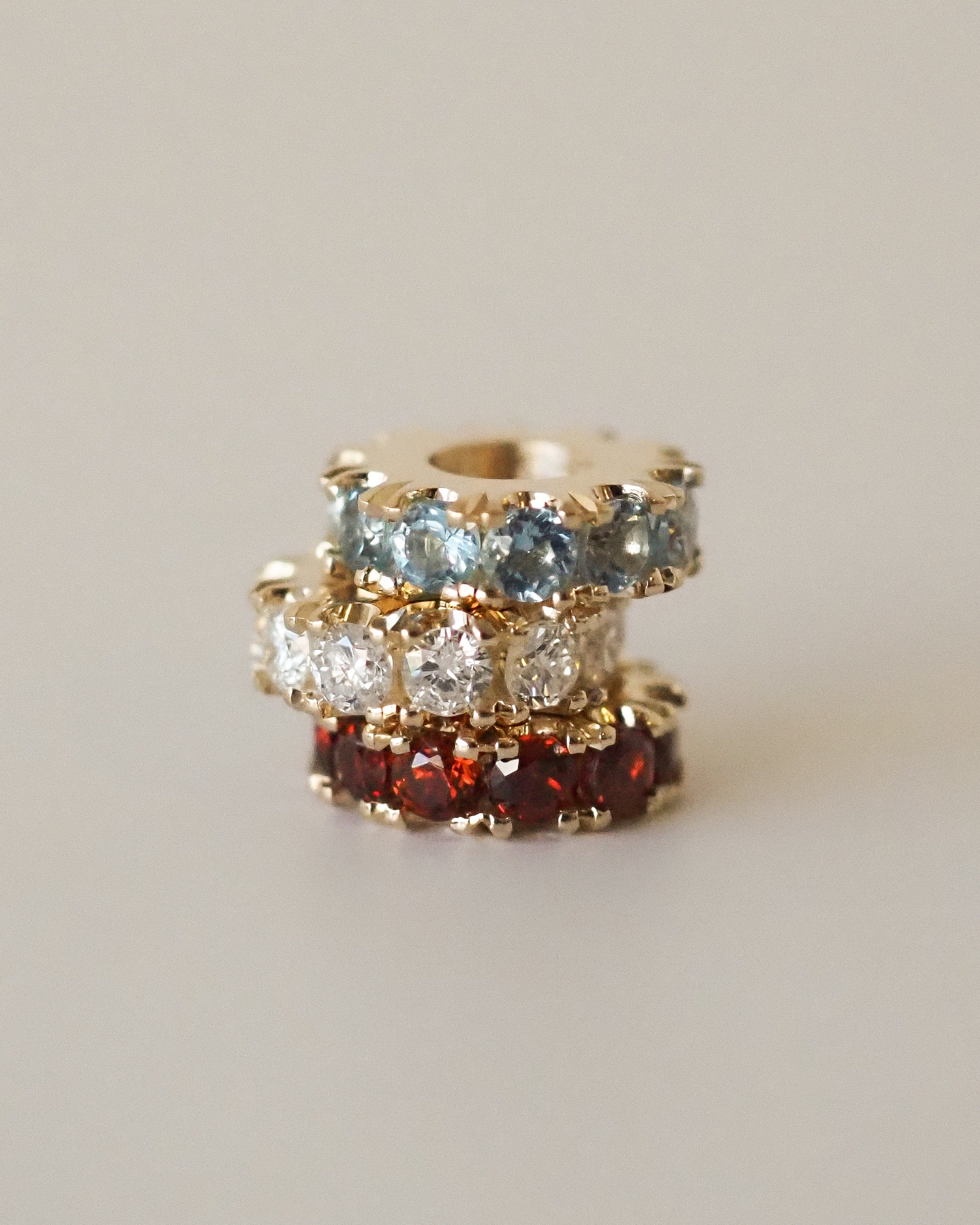 THE RONDELLE GARNETS