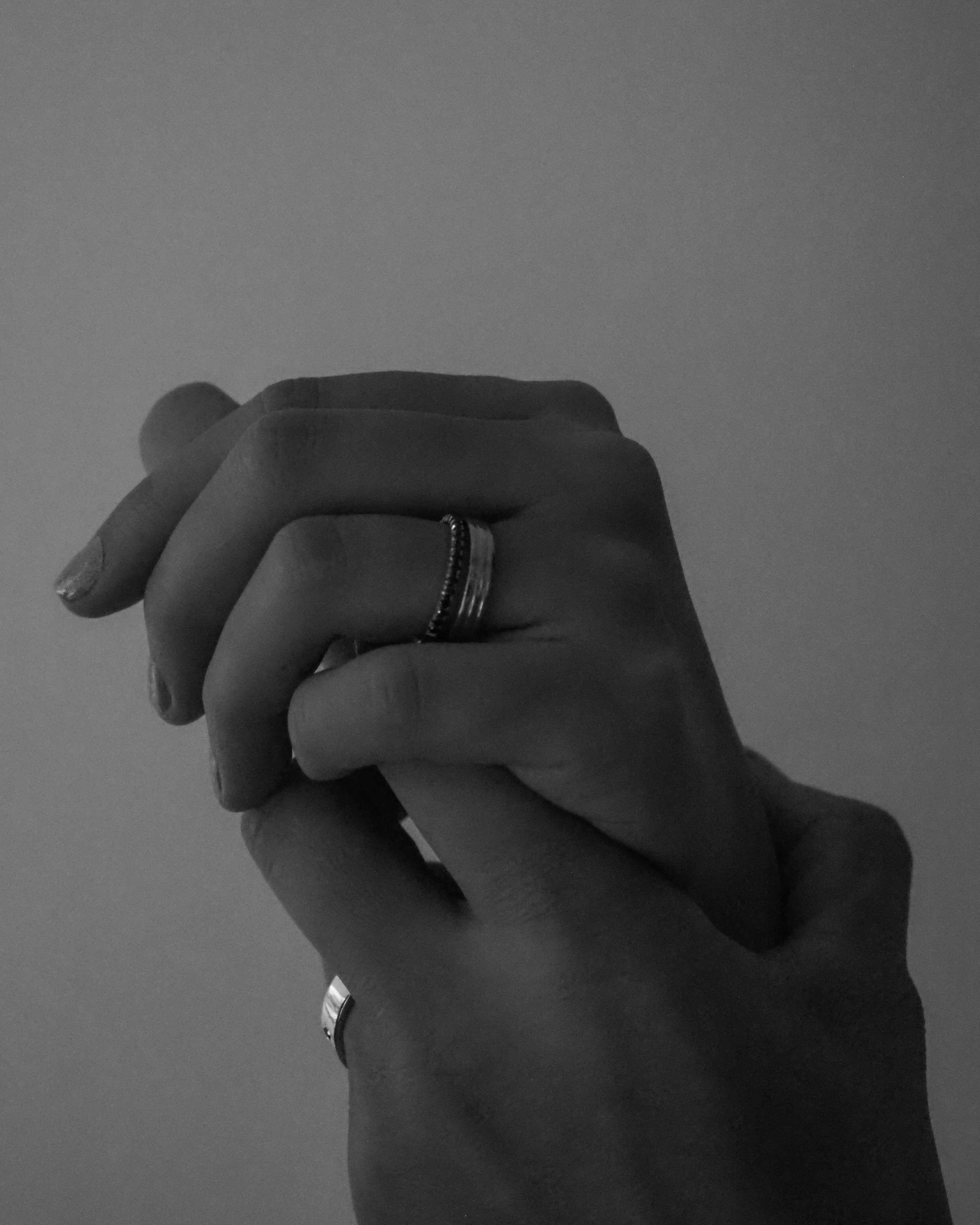 CASTLE RING - BLACK DIAMONDS