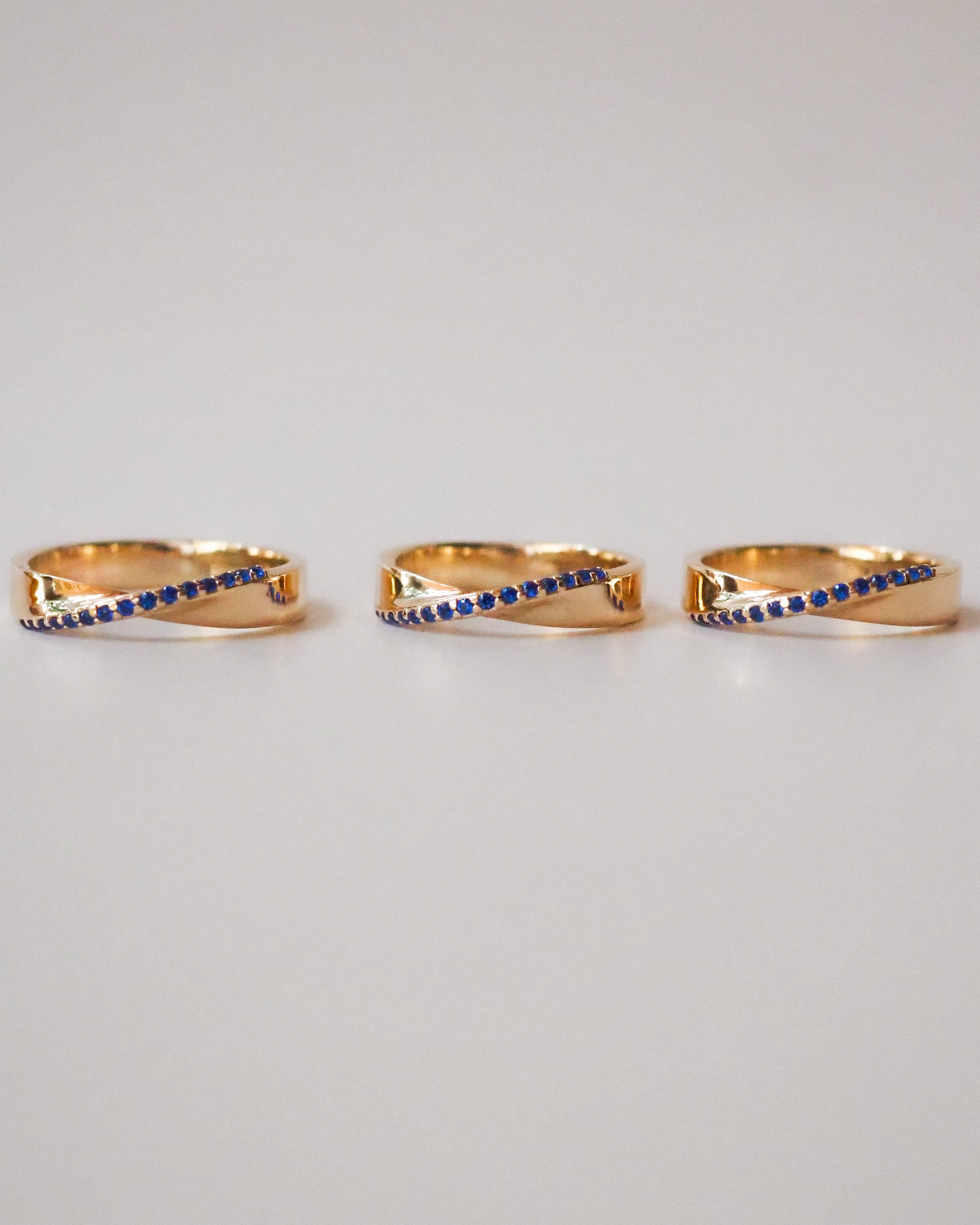 MARIA FELIX RING - SAPPHIRES