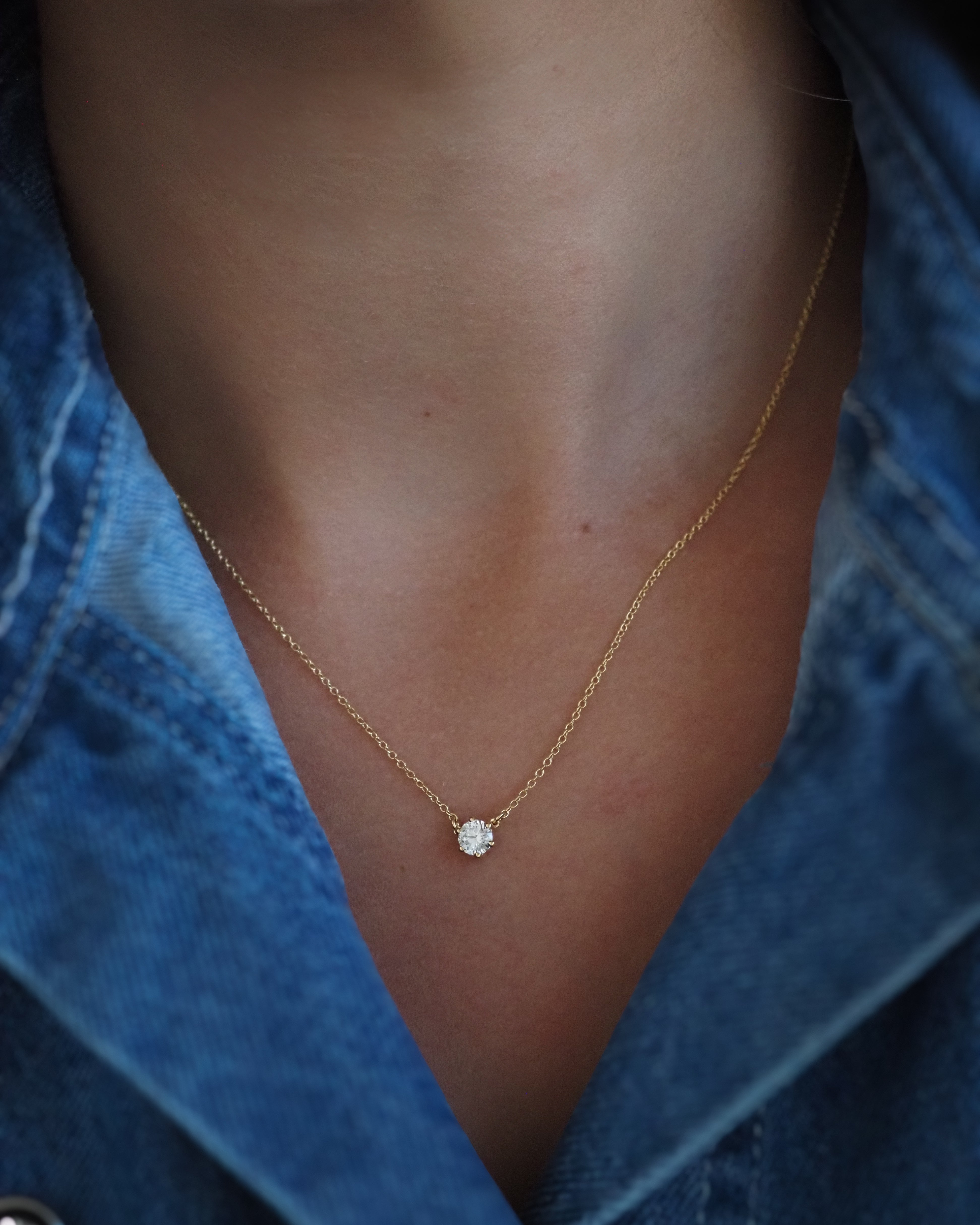 NUR NECKLACE GIA NATURAL DIAMOND