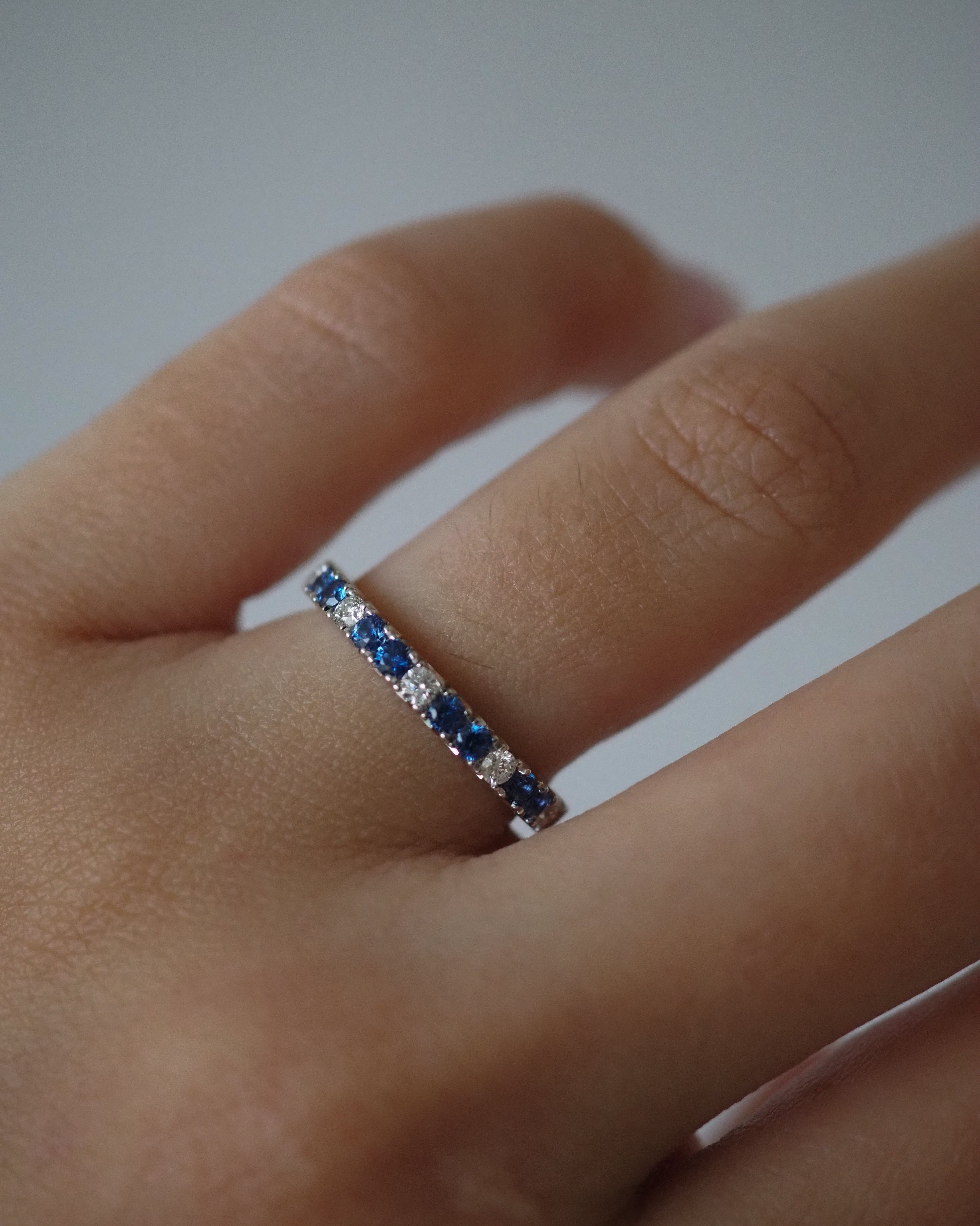 DIAMONDS & SAPPHIRES - WHITE GOLD