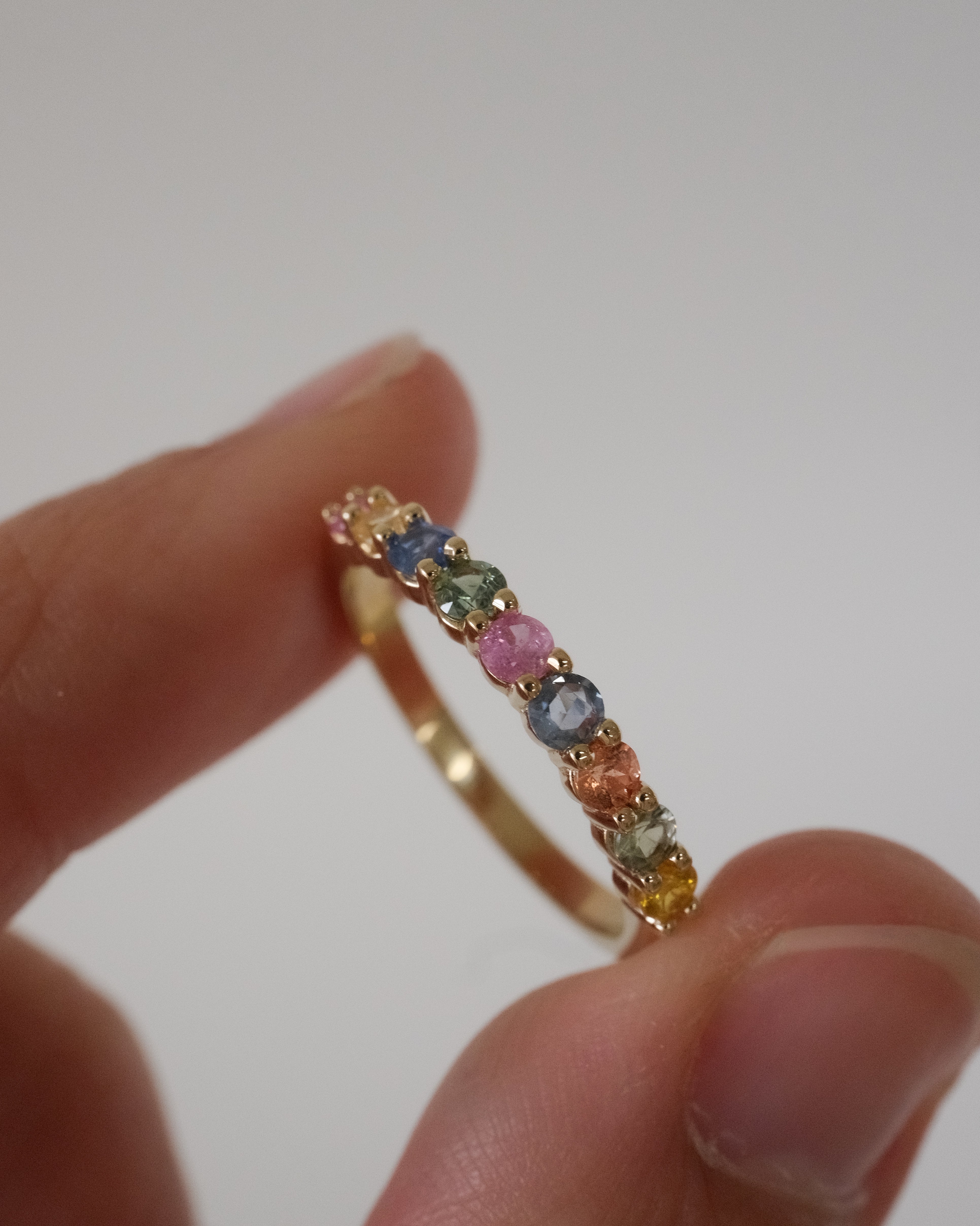 MULTICOLOR SAPPHIRES RING