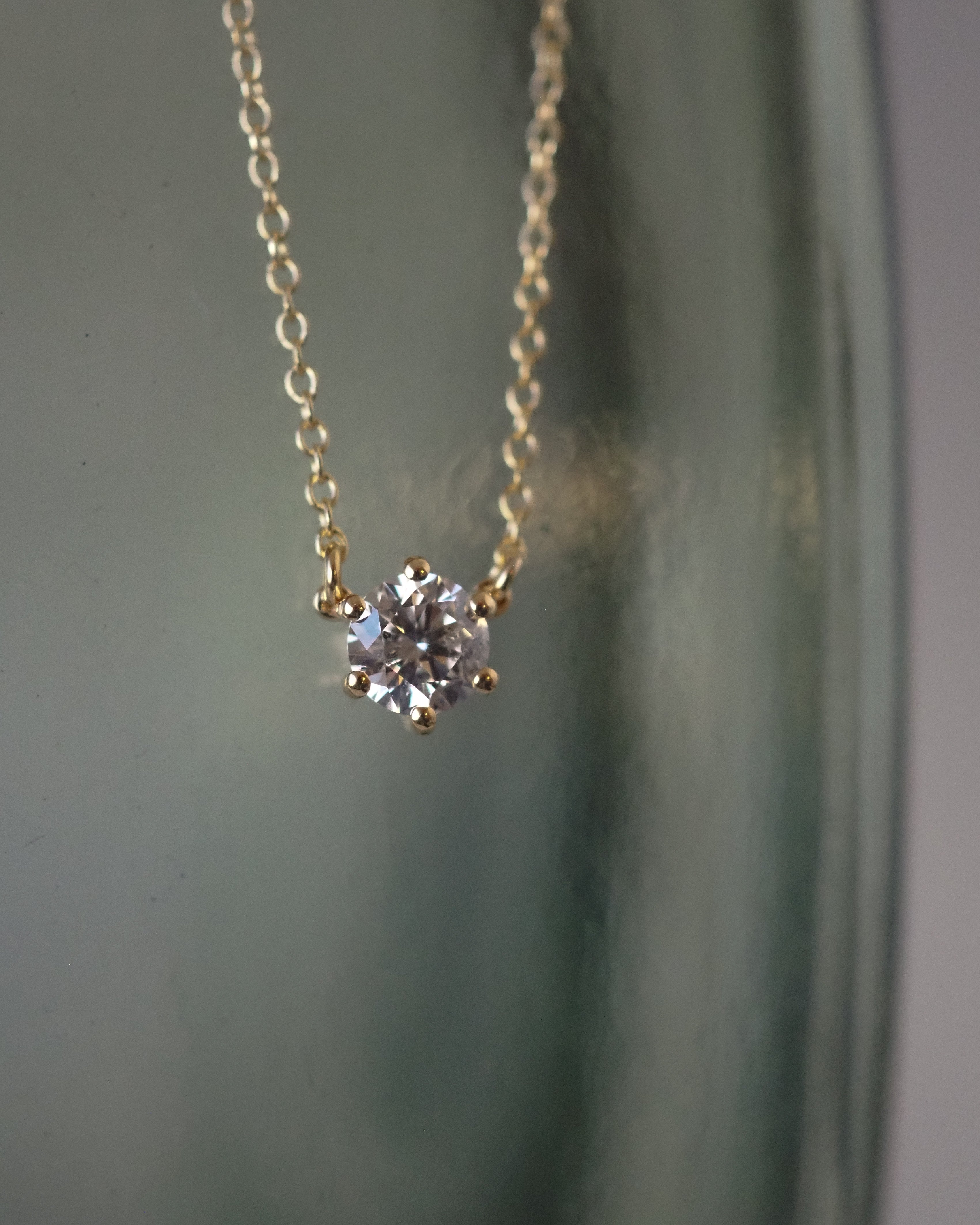 NUR NECKLACE GIA NATURAL DIAMOND