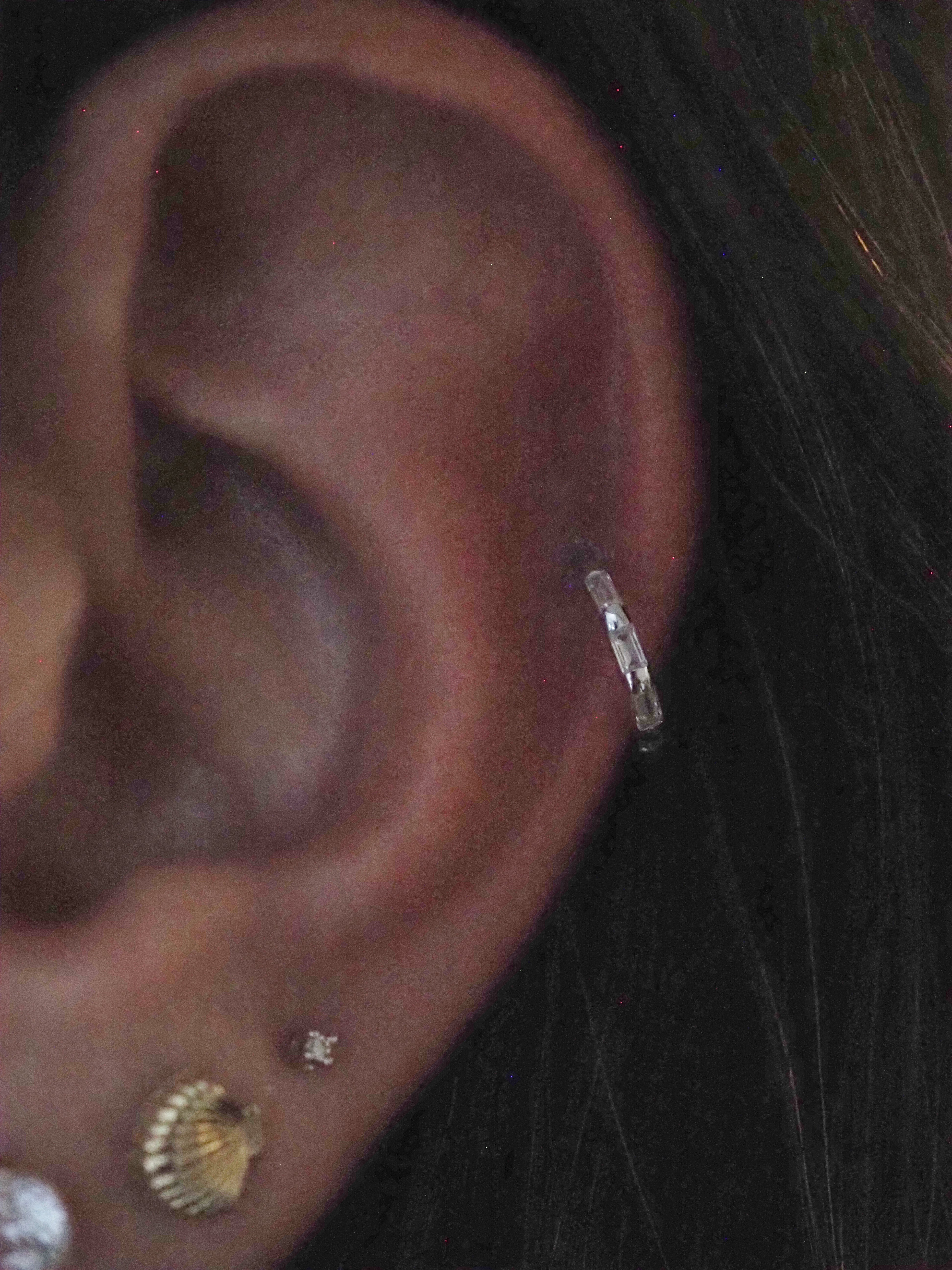 14k BAGUETTES PIERCING HOOP