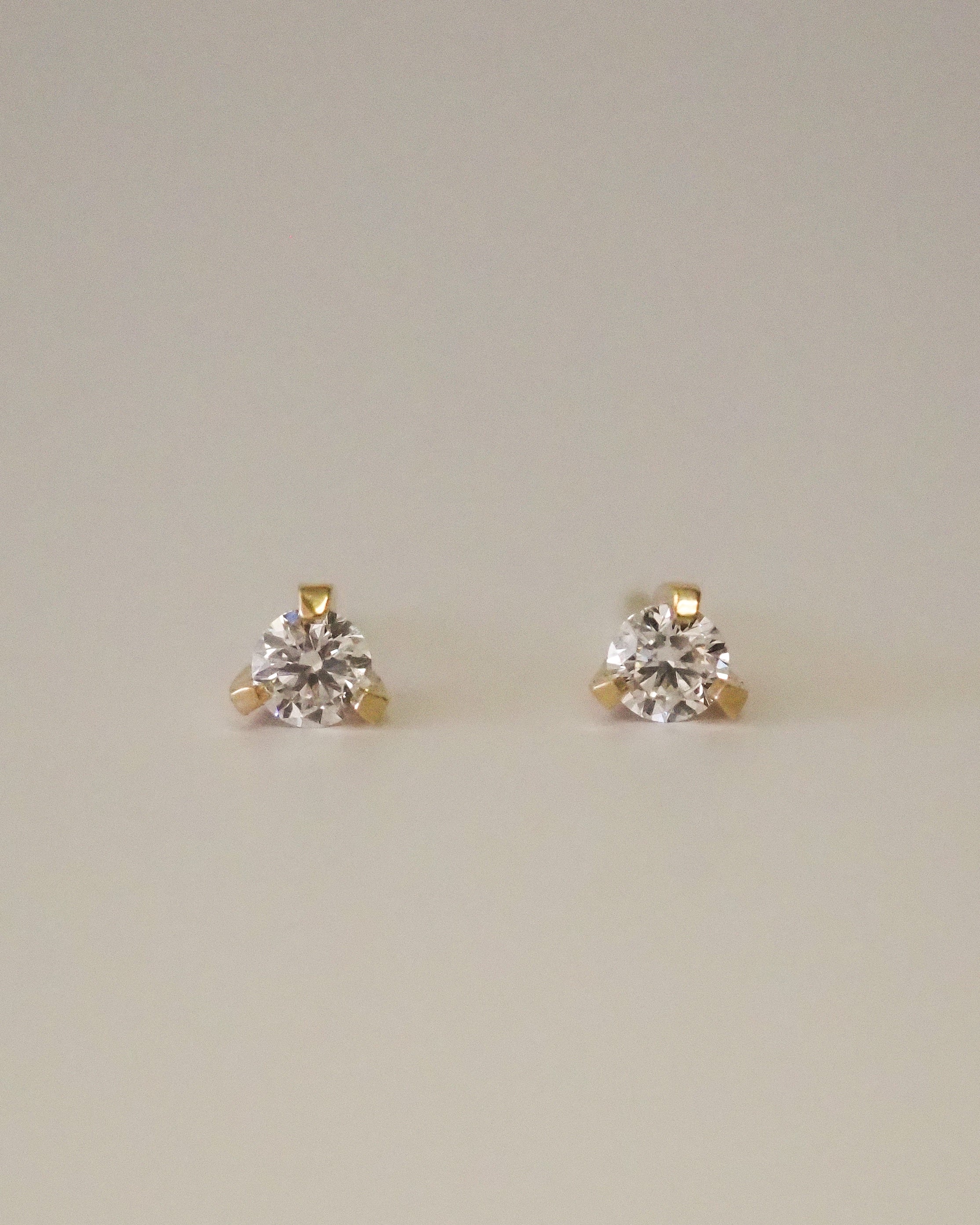 TEREZ STUDS DIAMONDS