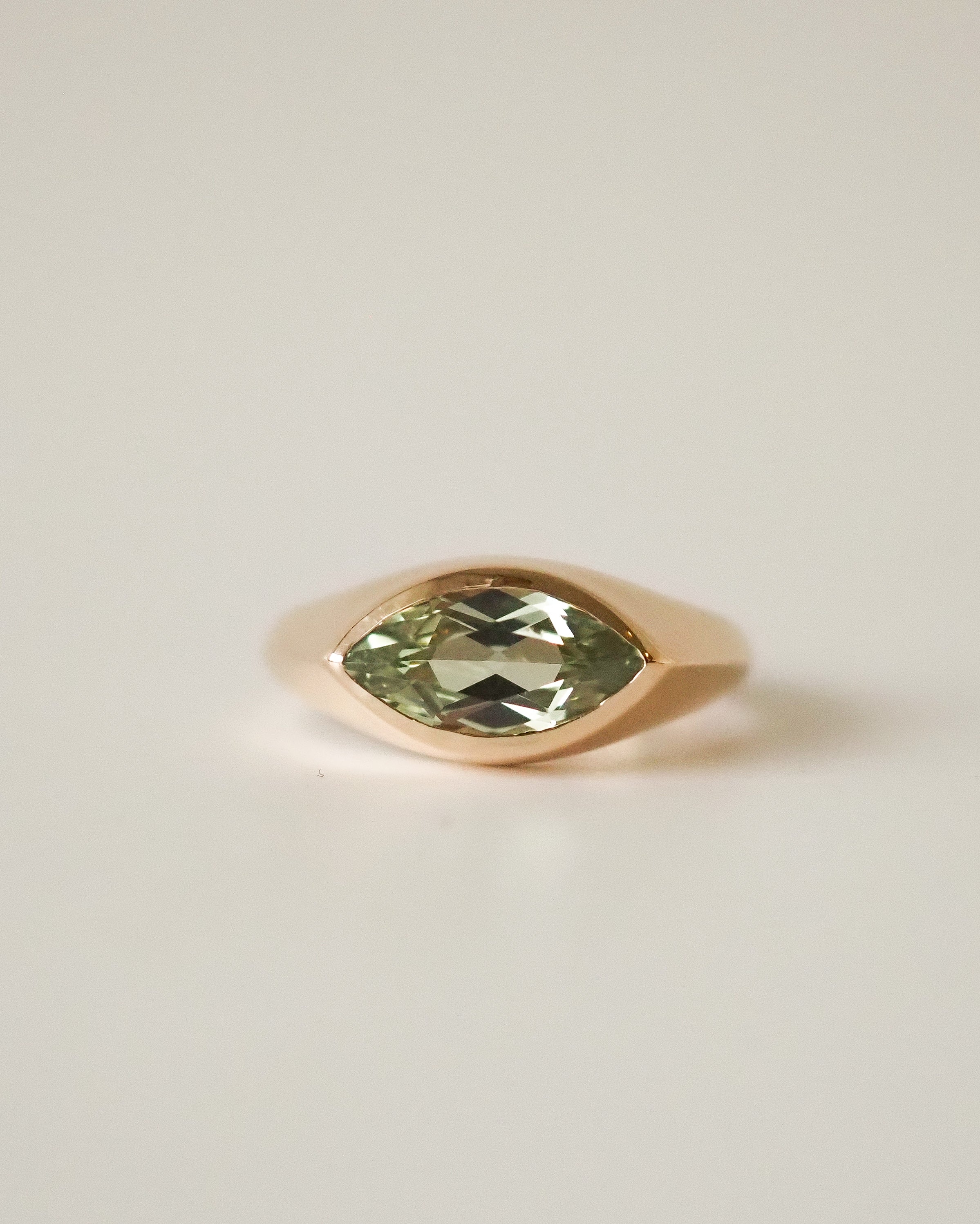 CELINE RING - GREEN SAPPHIRE