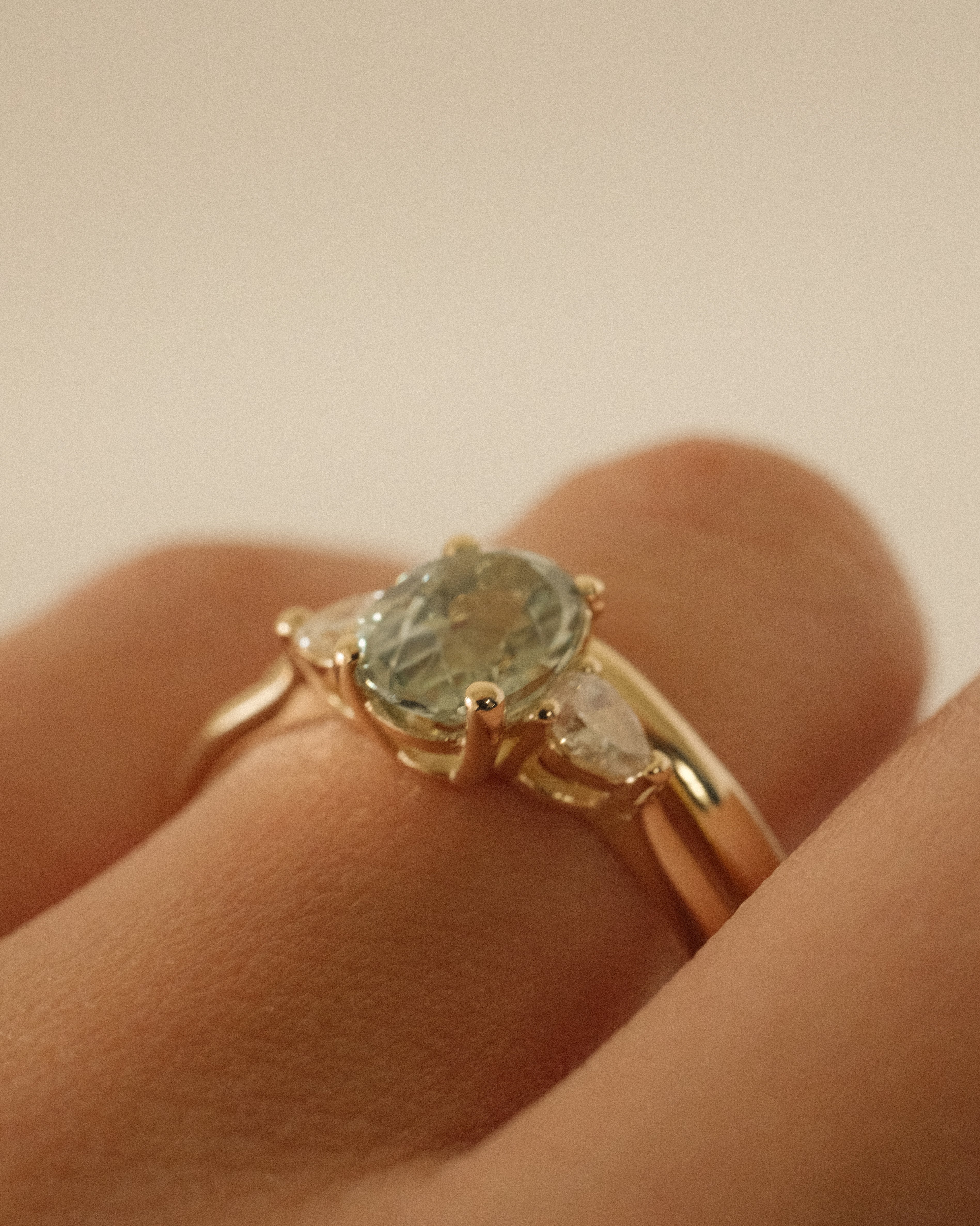 CRISTINE RING - 1.60ct OVAL GREEN SAPPHIRE