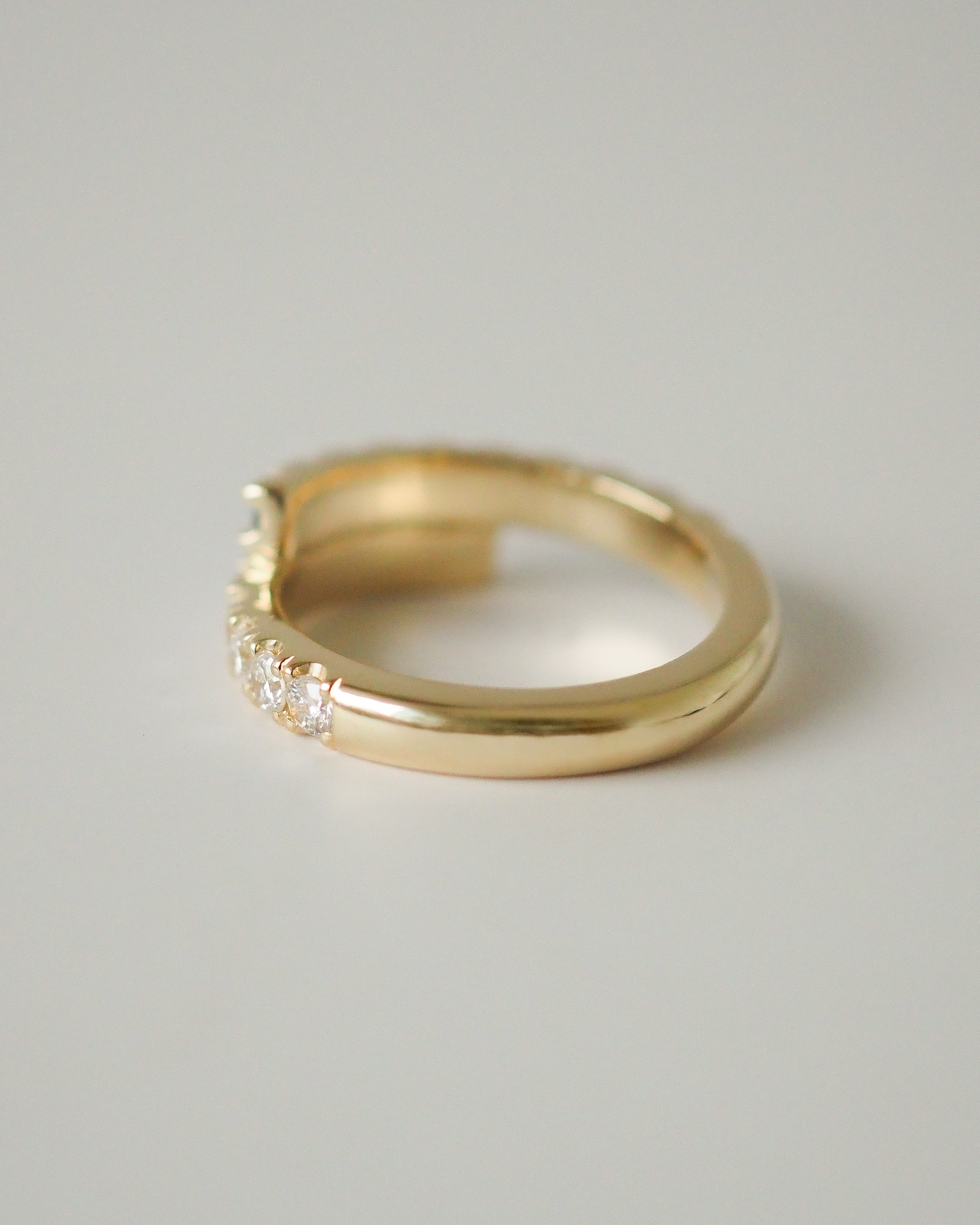 ZAIDA PINKY RING - AQUAMARINES AND SAPPHIRES