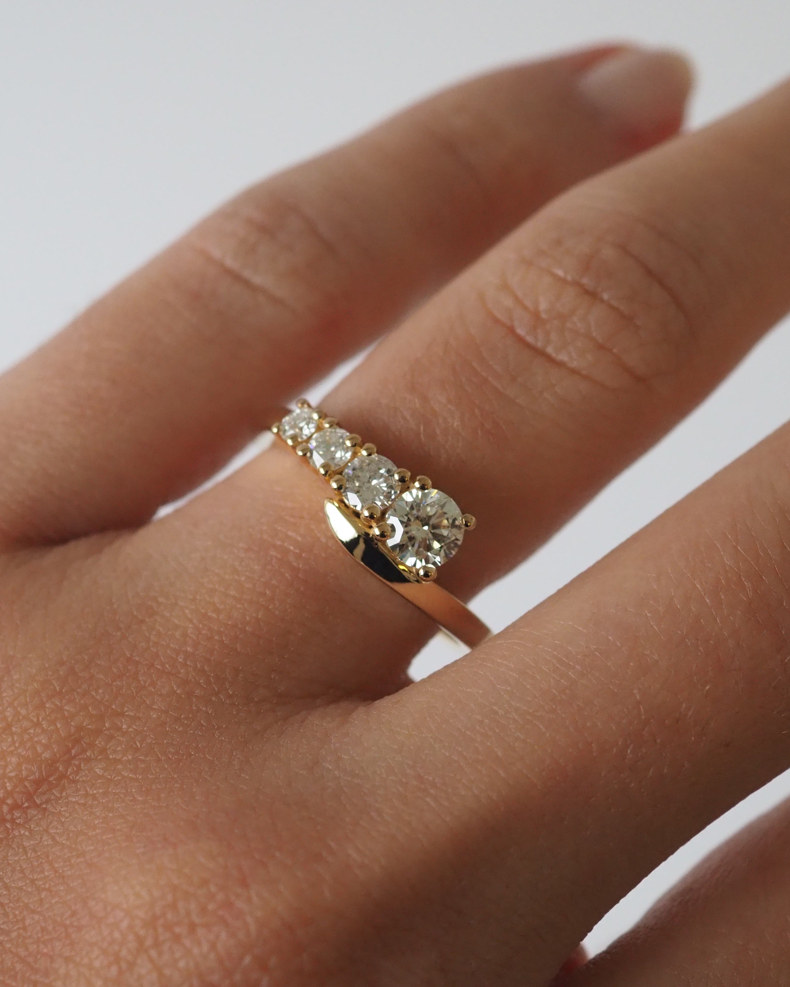 4 DIAMONDS ENGAGEMENT RING