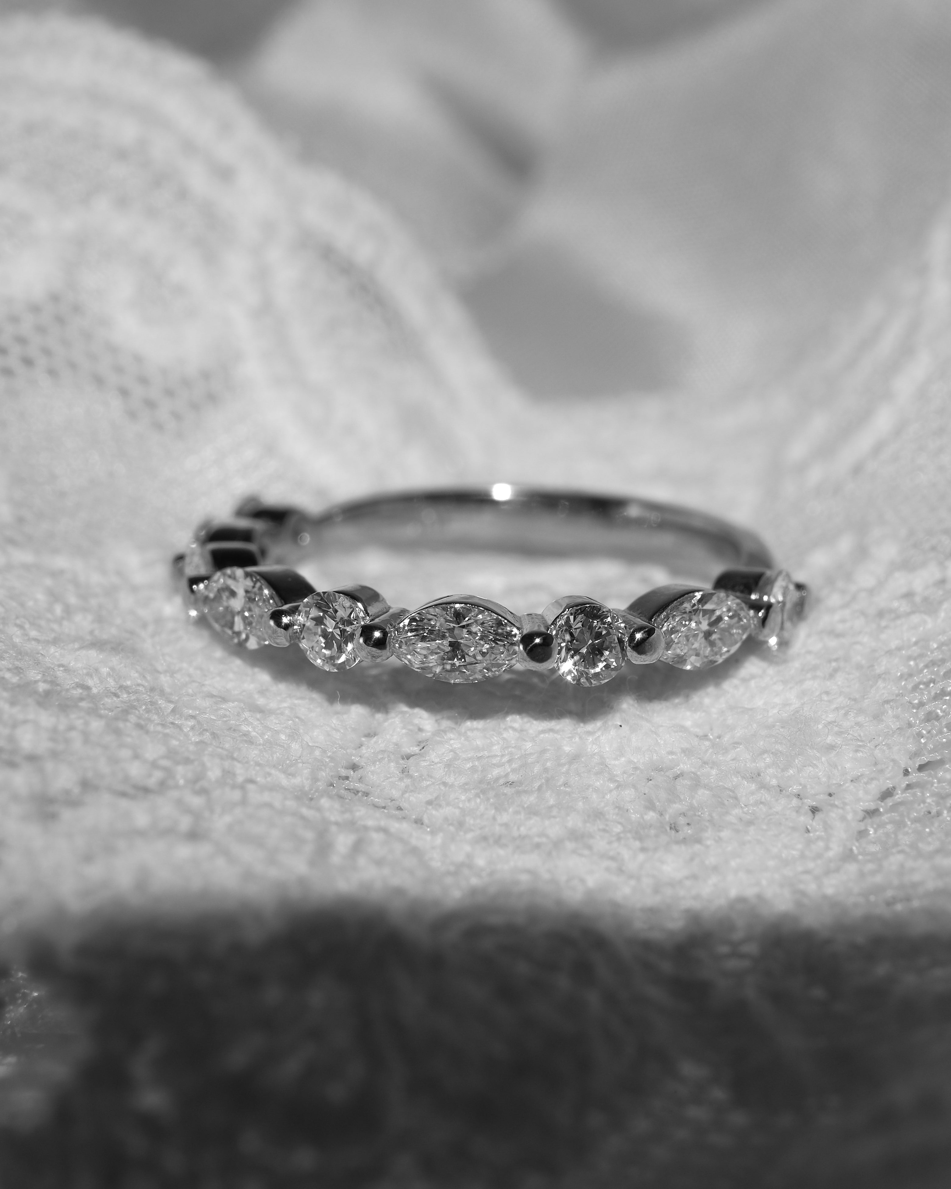 ELLA RING