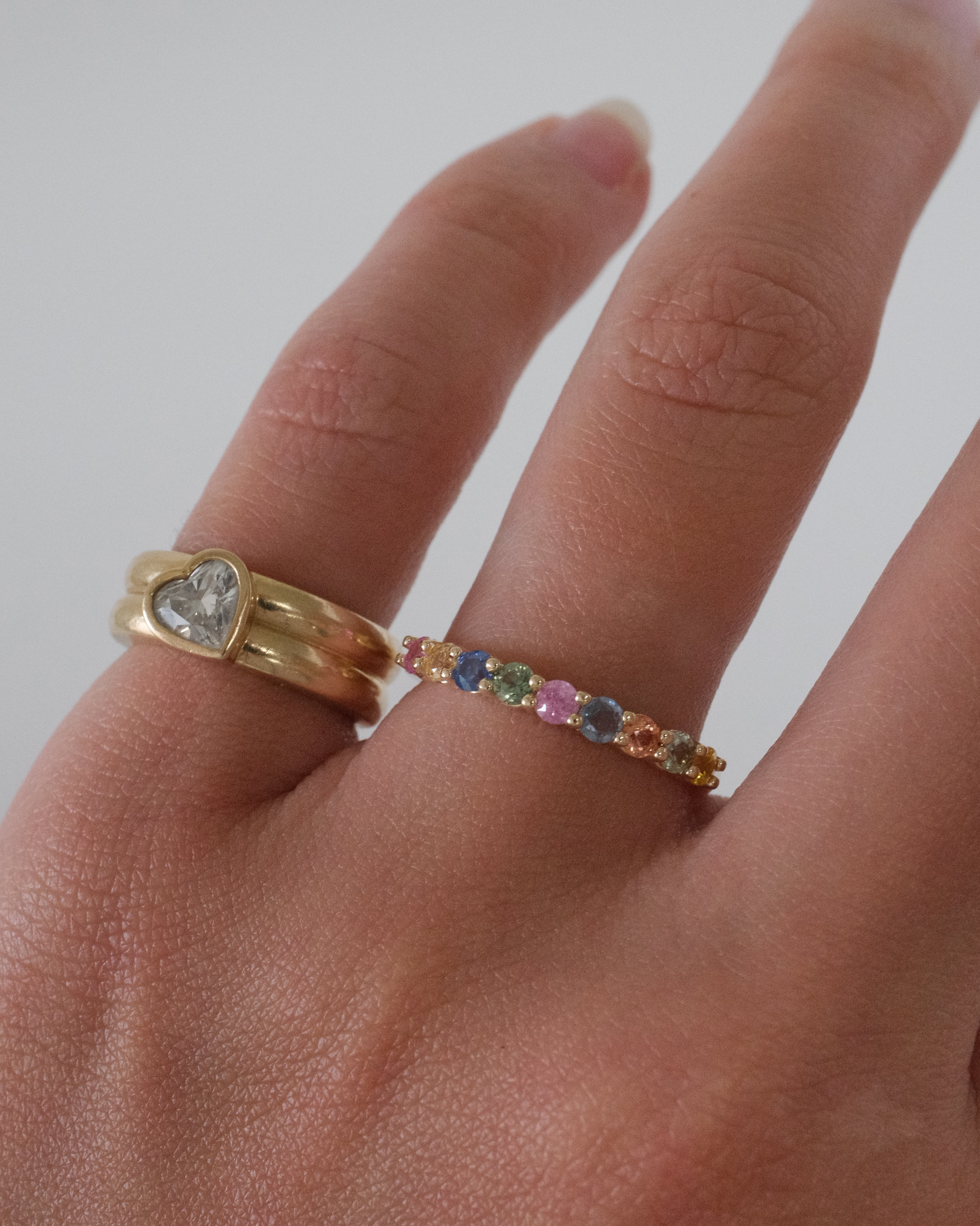 MULTICOLOR SAPPHIRES RING