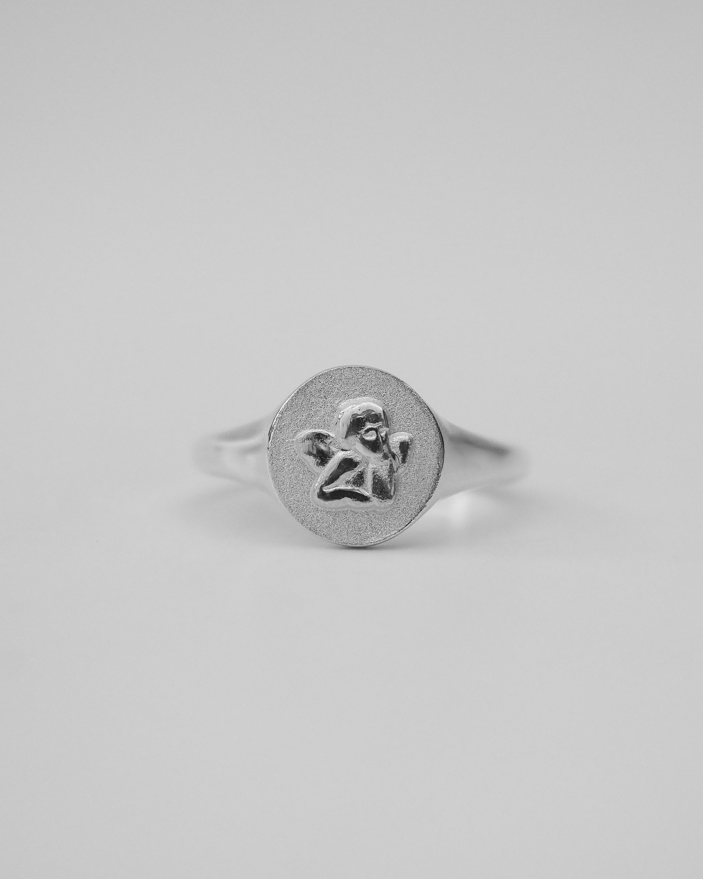 CHERUB ANGEL SIGNET RING