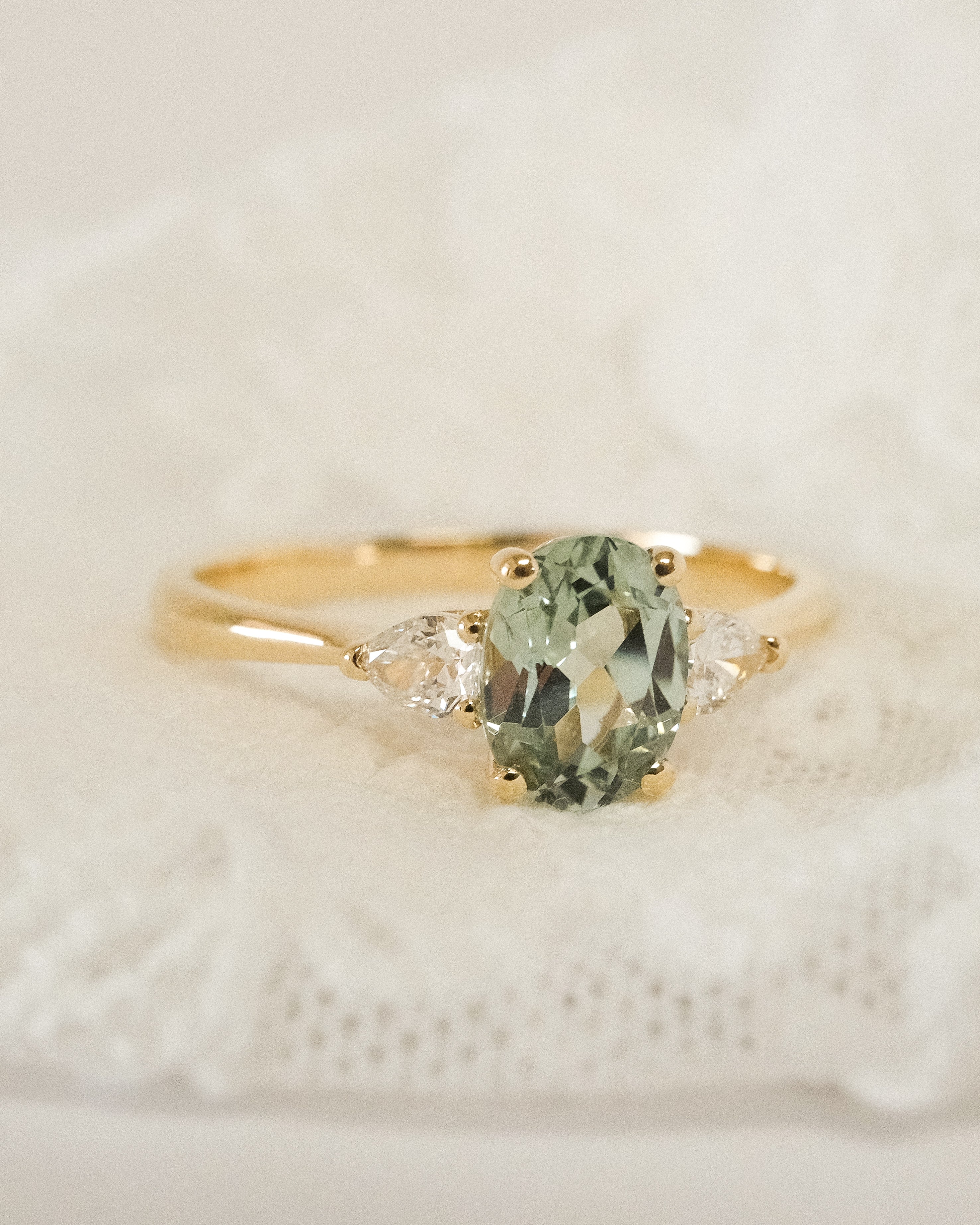 CRISTINE RING - 1.60ct OVAL GREEN SAPPHIRE
