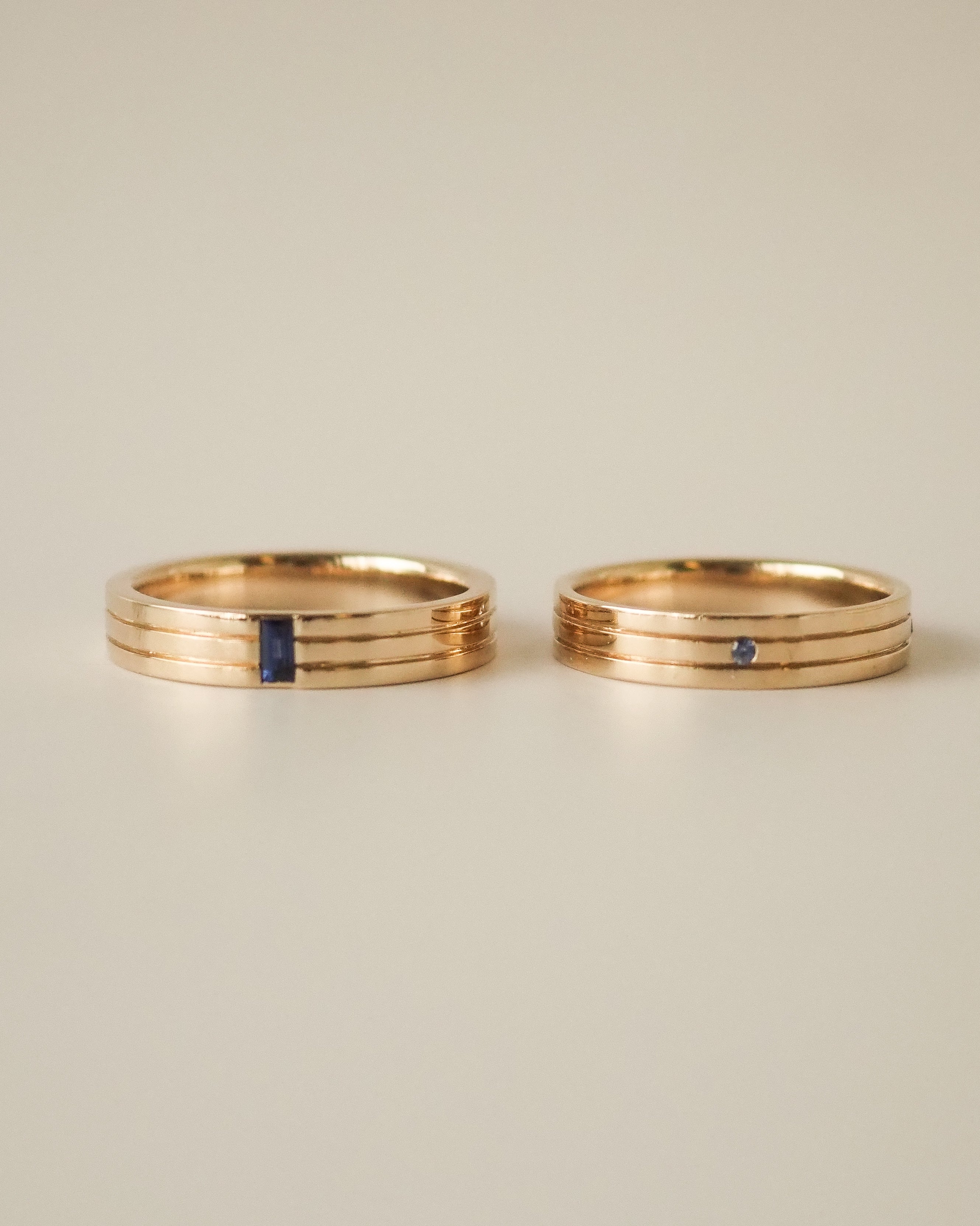 BAGUETTE BLUE SAPPHIRE RING