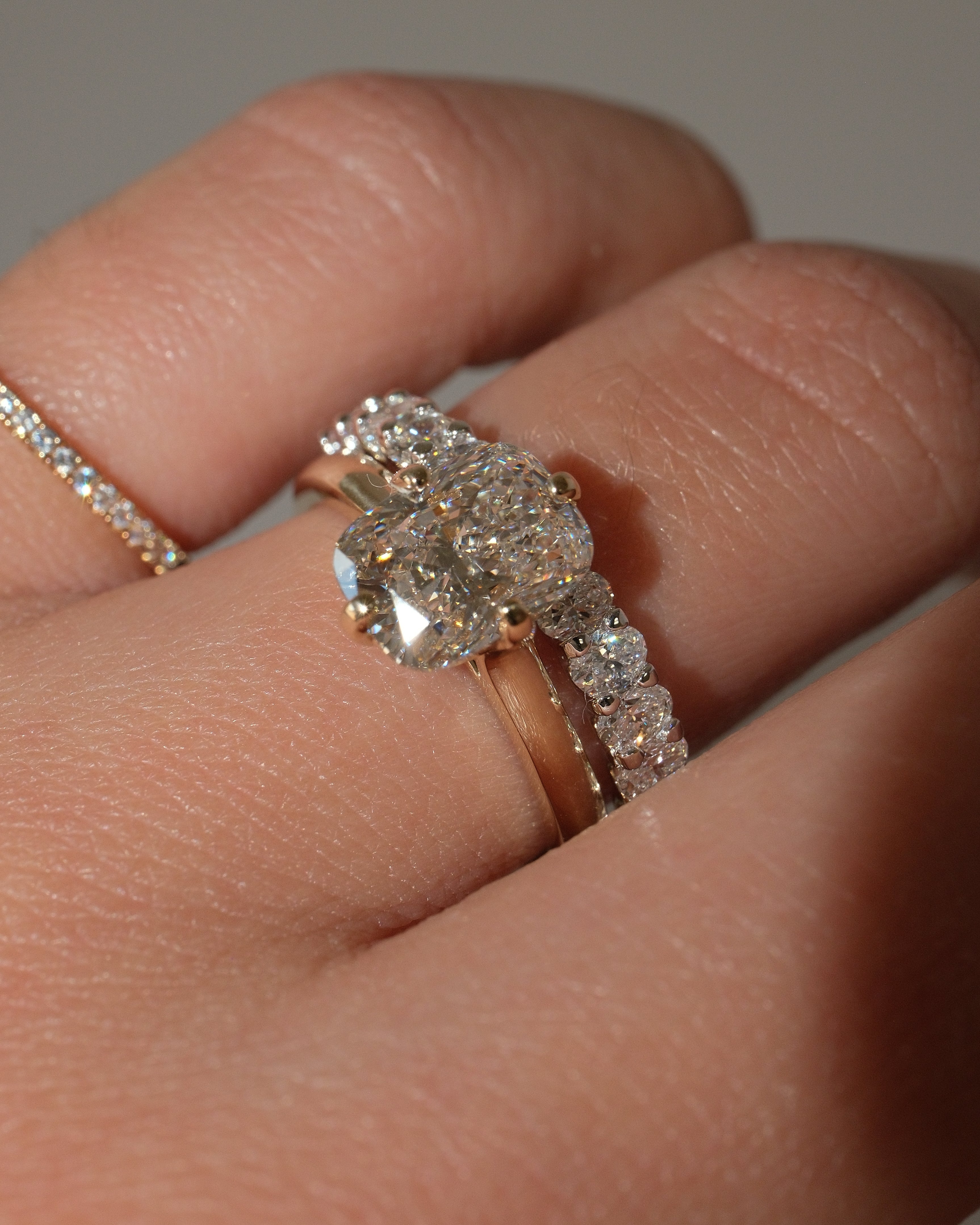 LU RING - 1.8CT DIAMOND