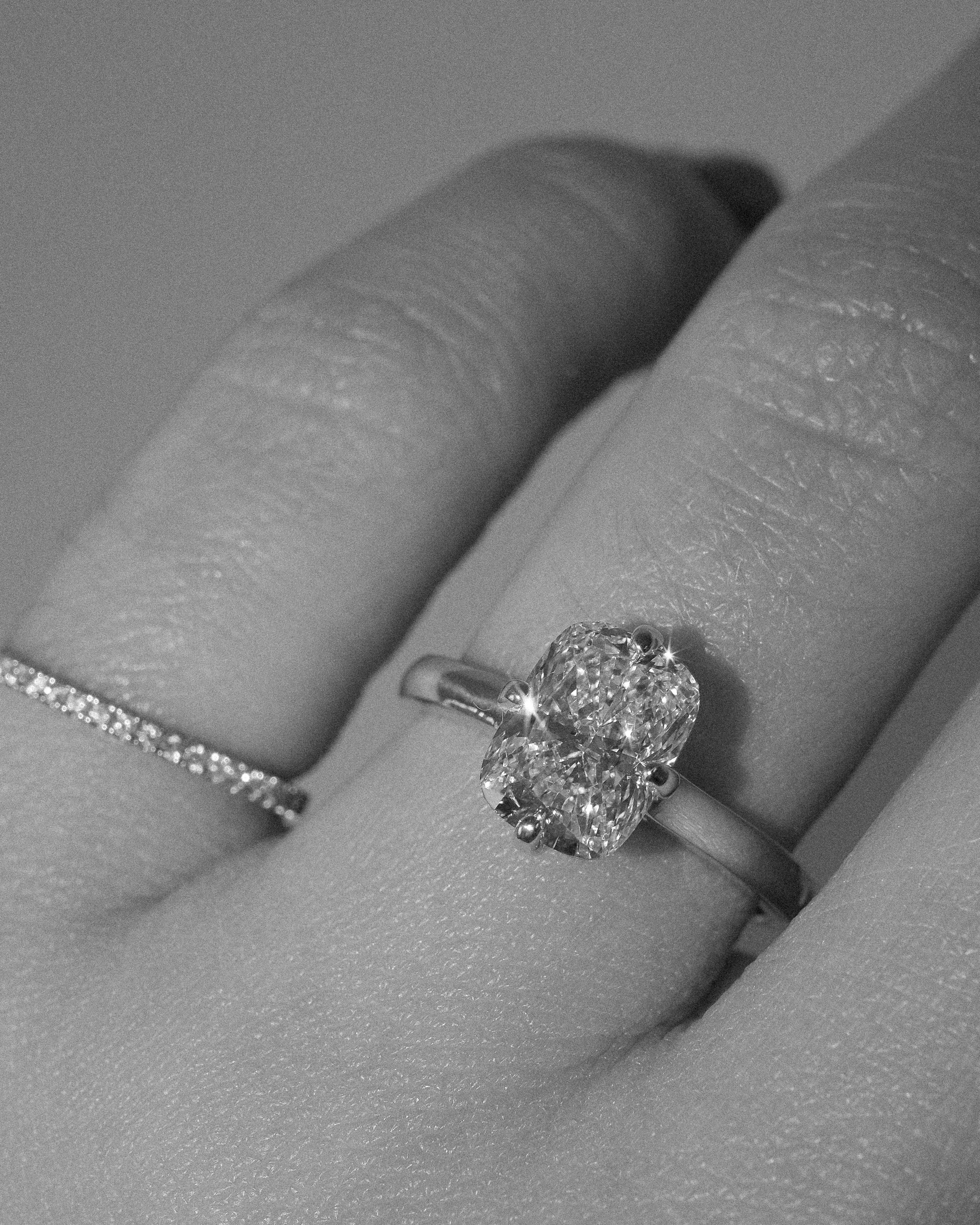 LU RING - 1.8CT DIAMOND