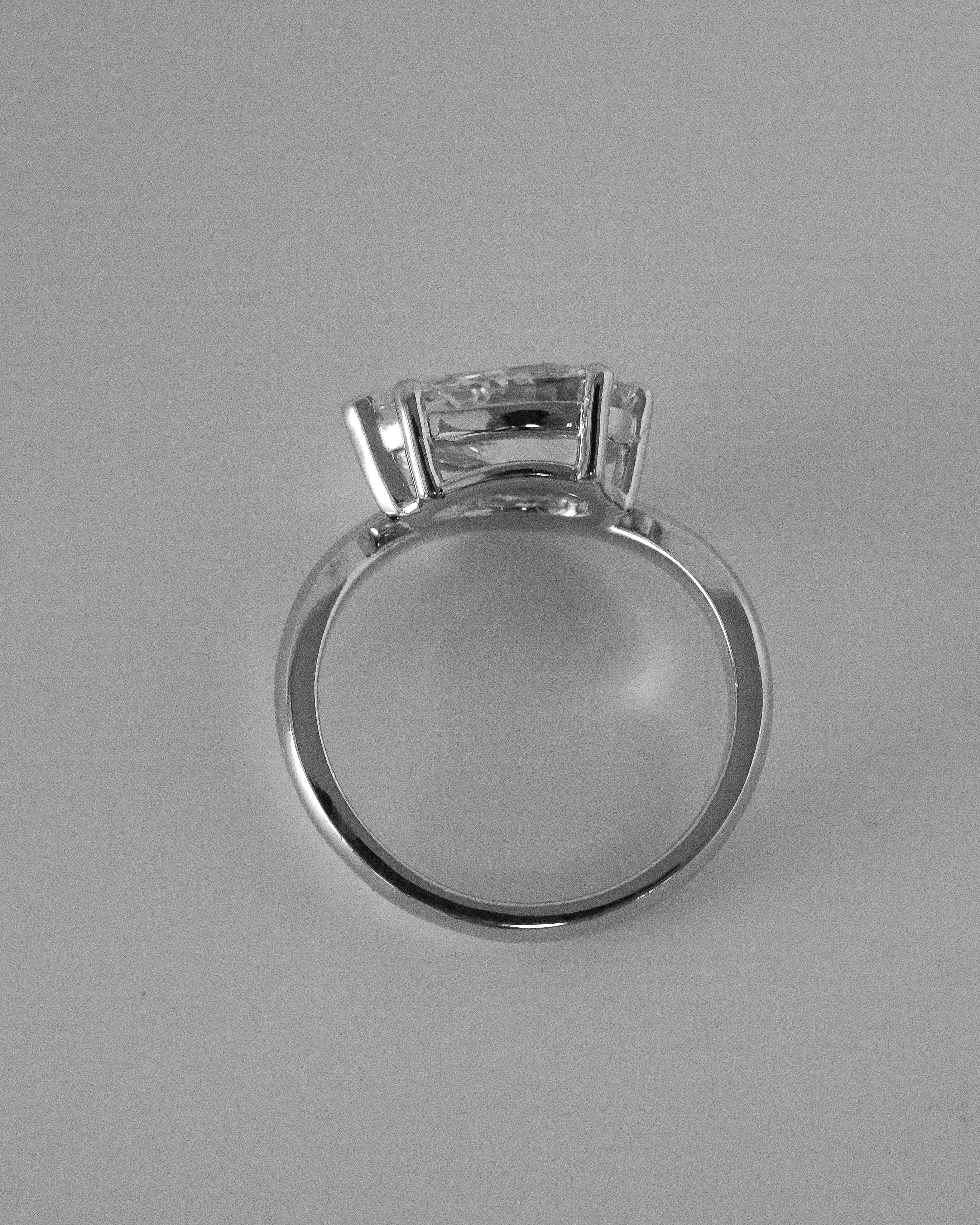 STEVIE RING - 2CT DIAMOND