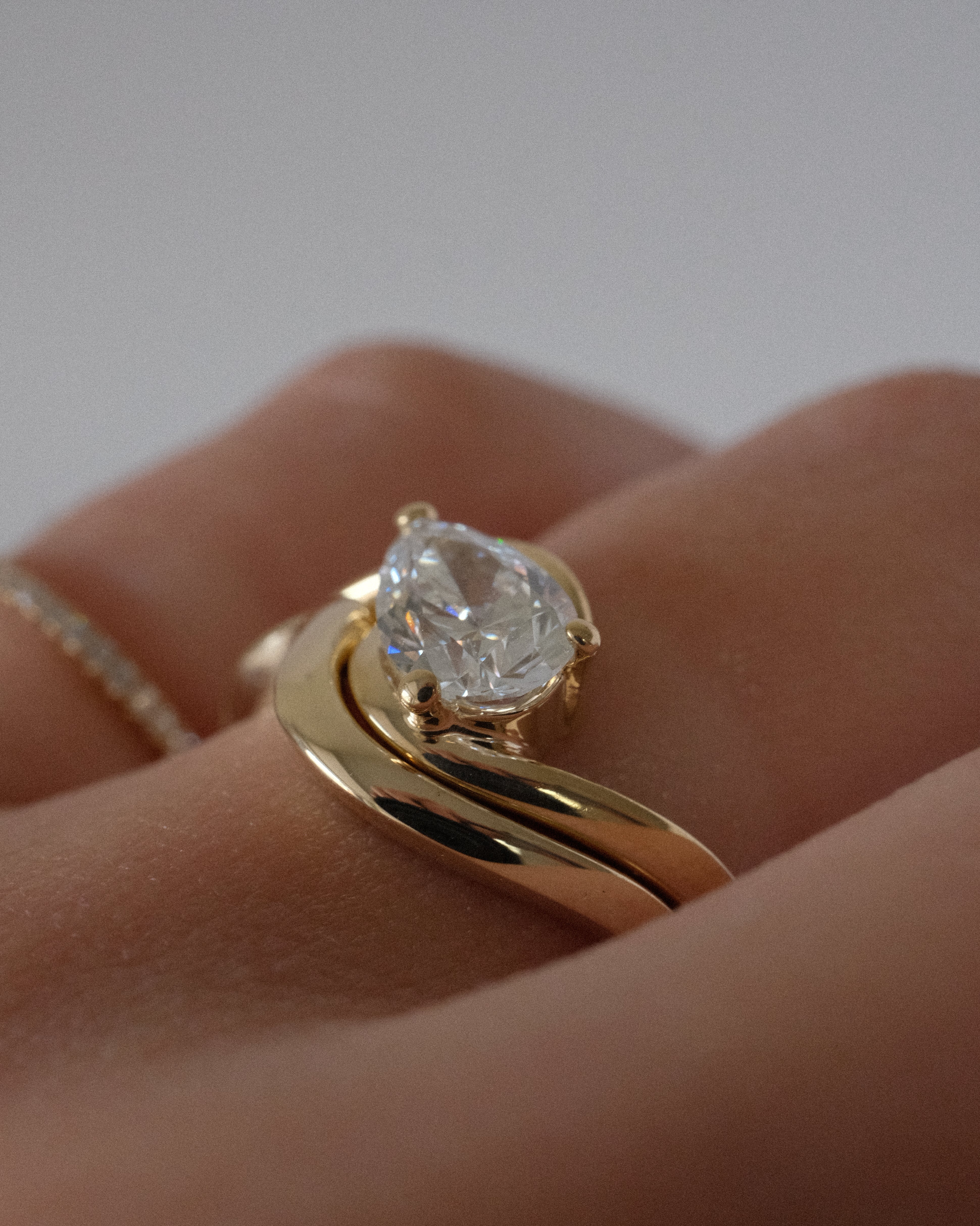 AVA WEDDING BAND