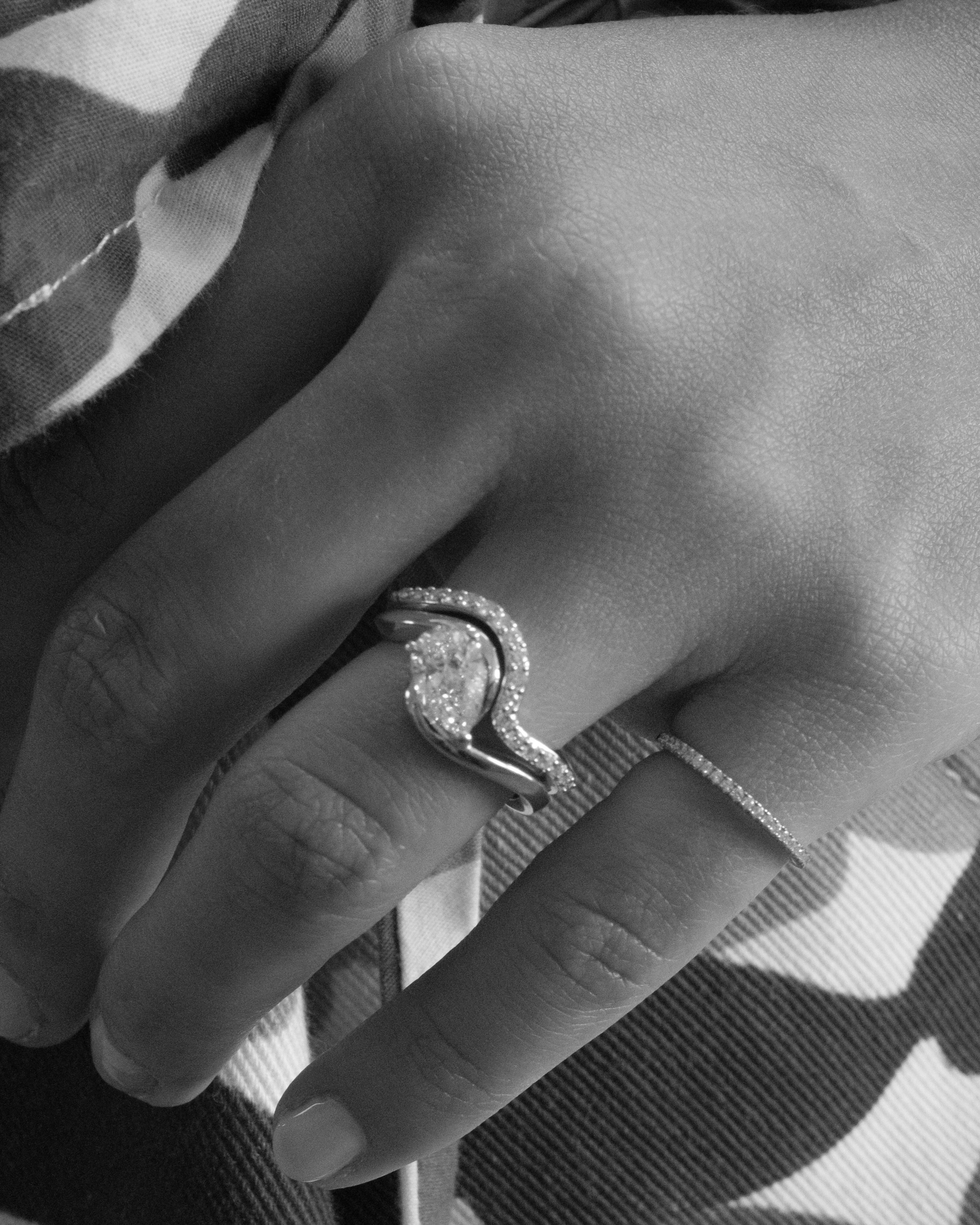 AVA WEDDING BAND - DIAMONDS