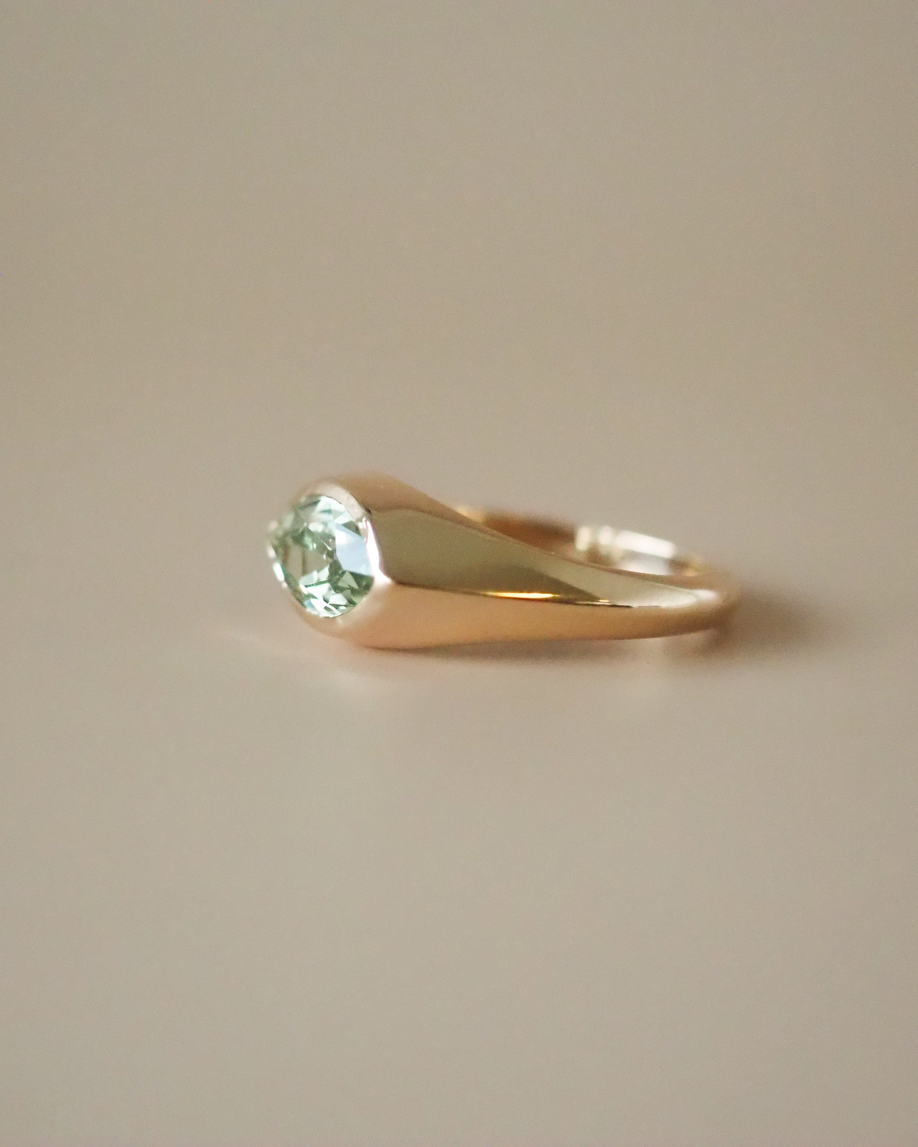 CELINE RING - GREEN SAPPHIRE