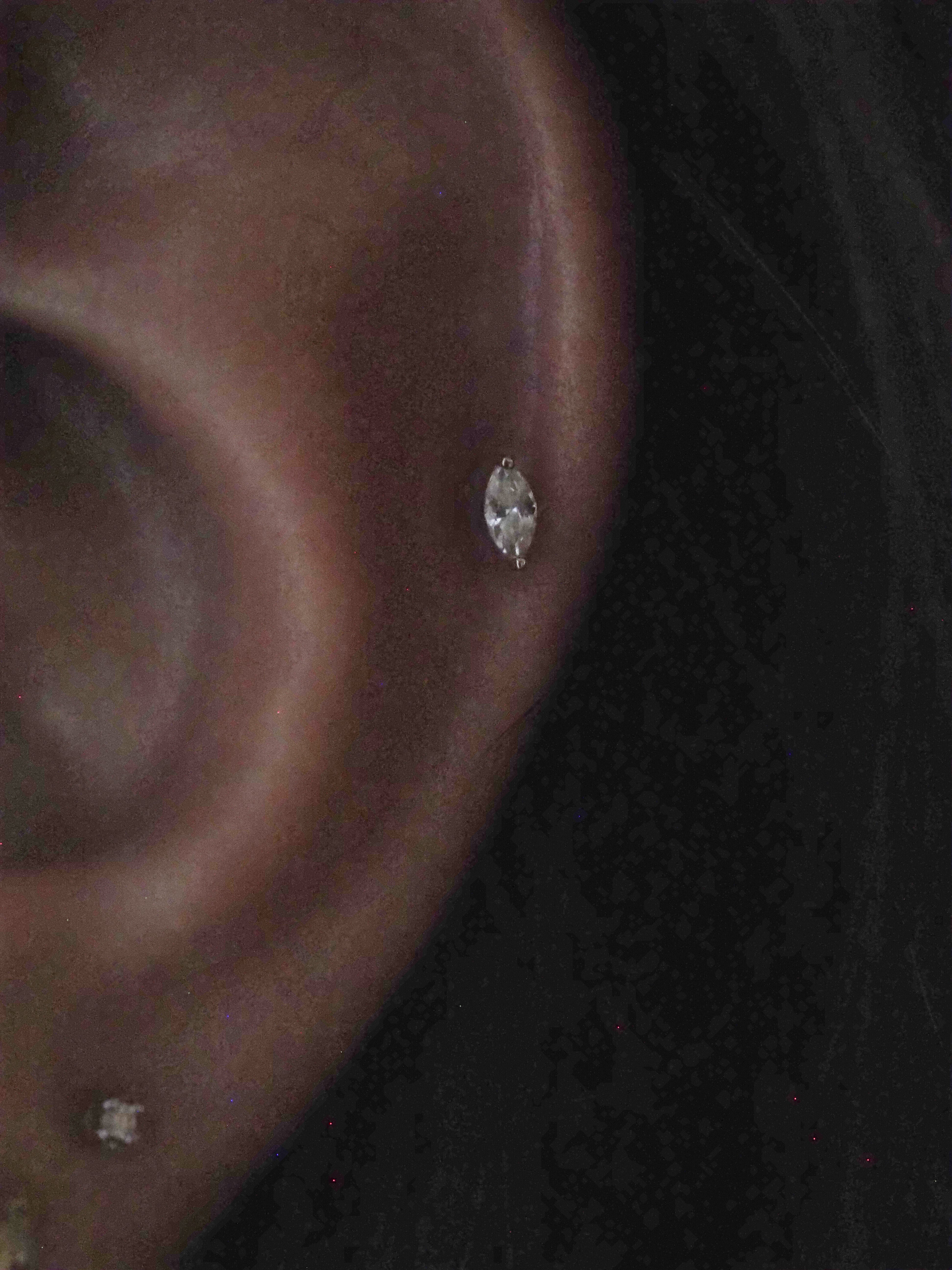 14k MARQUISE PIERCING STUD