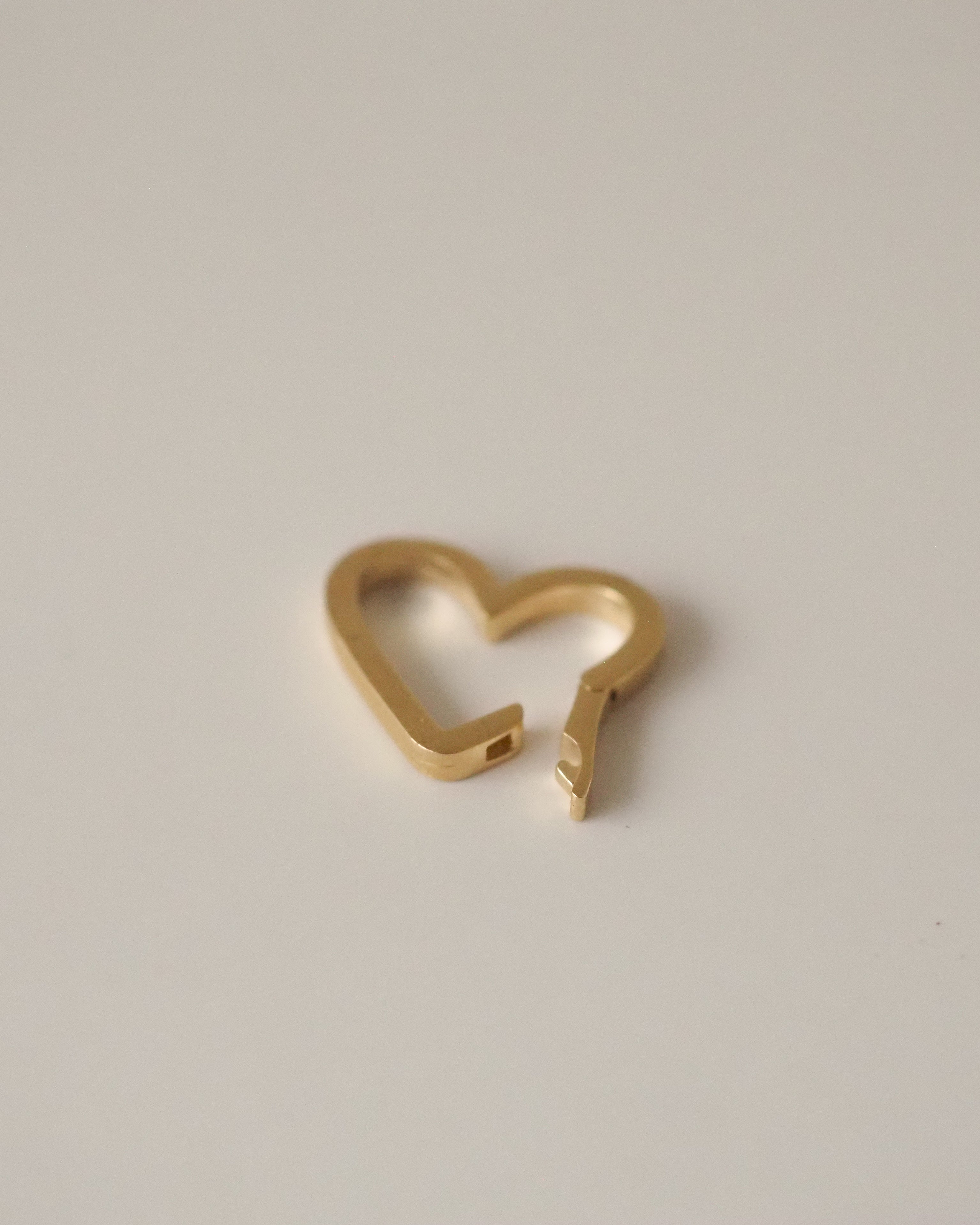 HEART CHARM BAIL