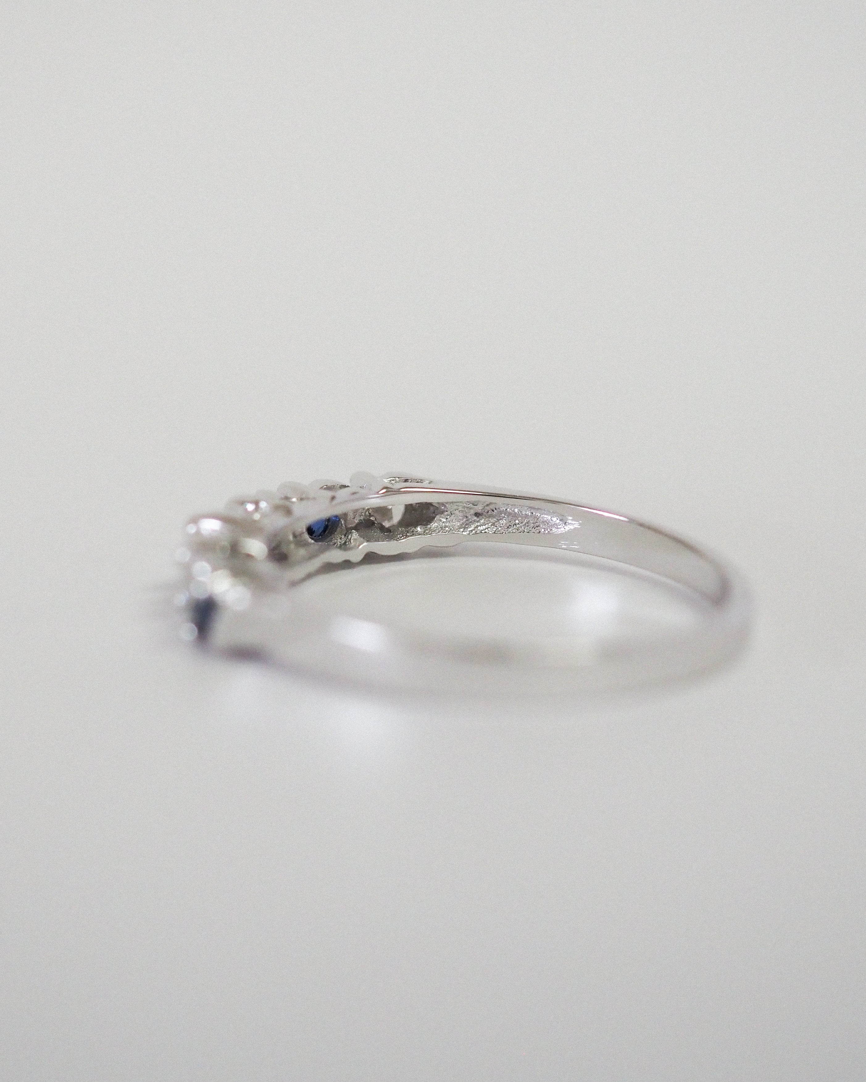 CARMEN RING - DIAMONDS AND SAPPHIRES