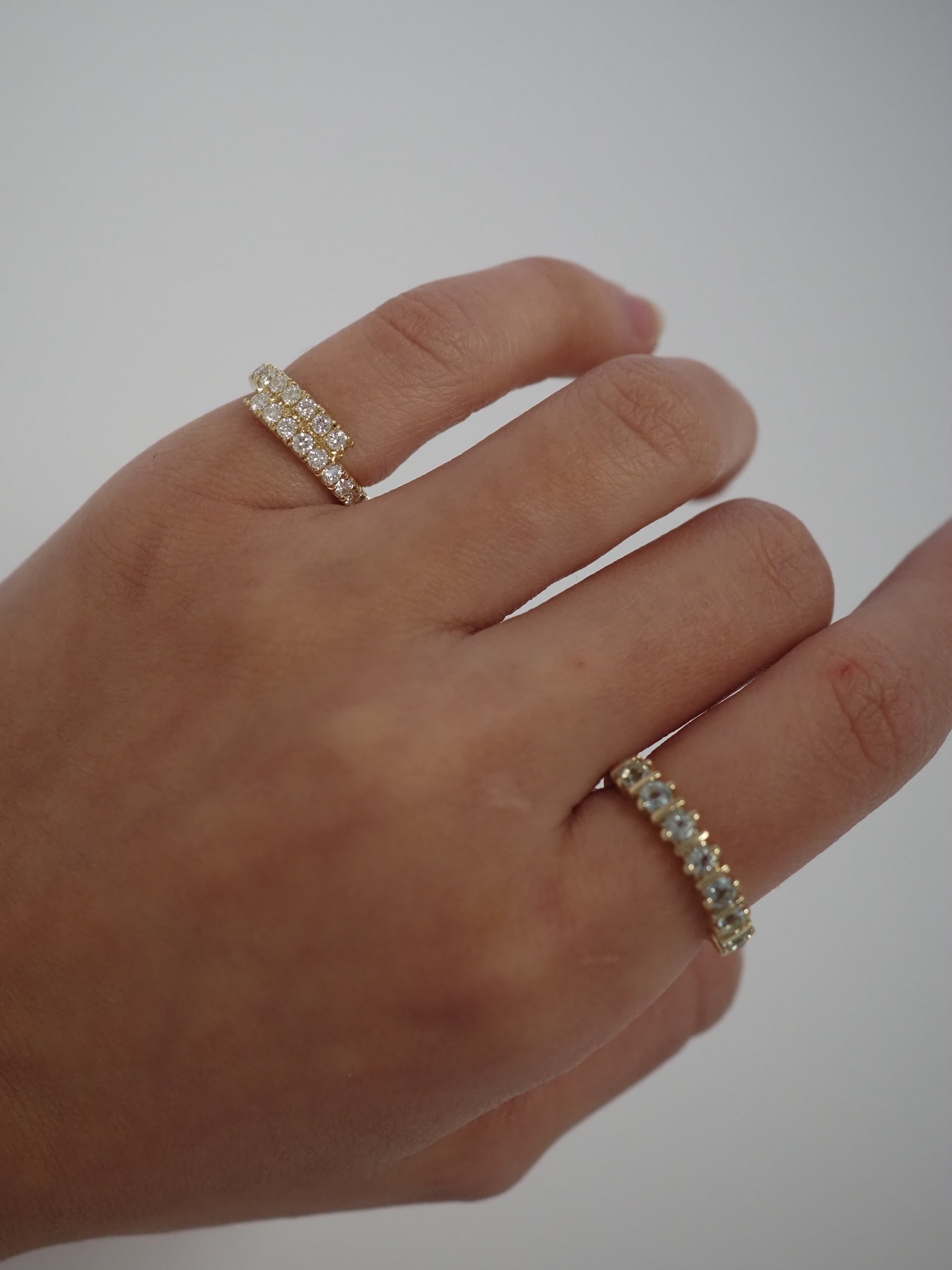 ZAIDA PINKY RING DIAMONDS