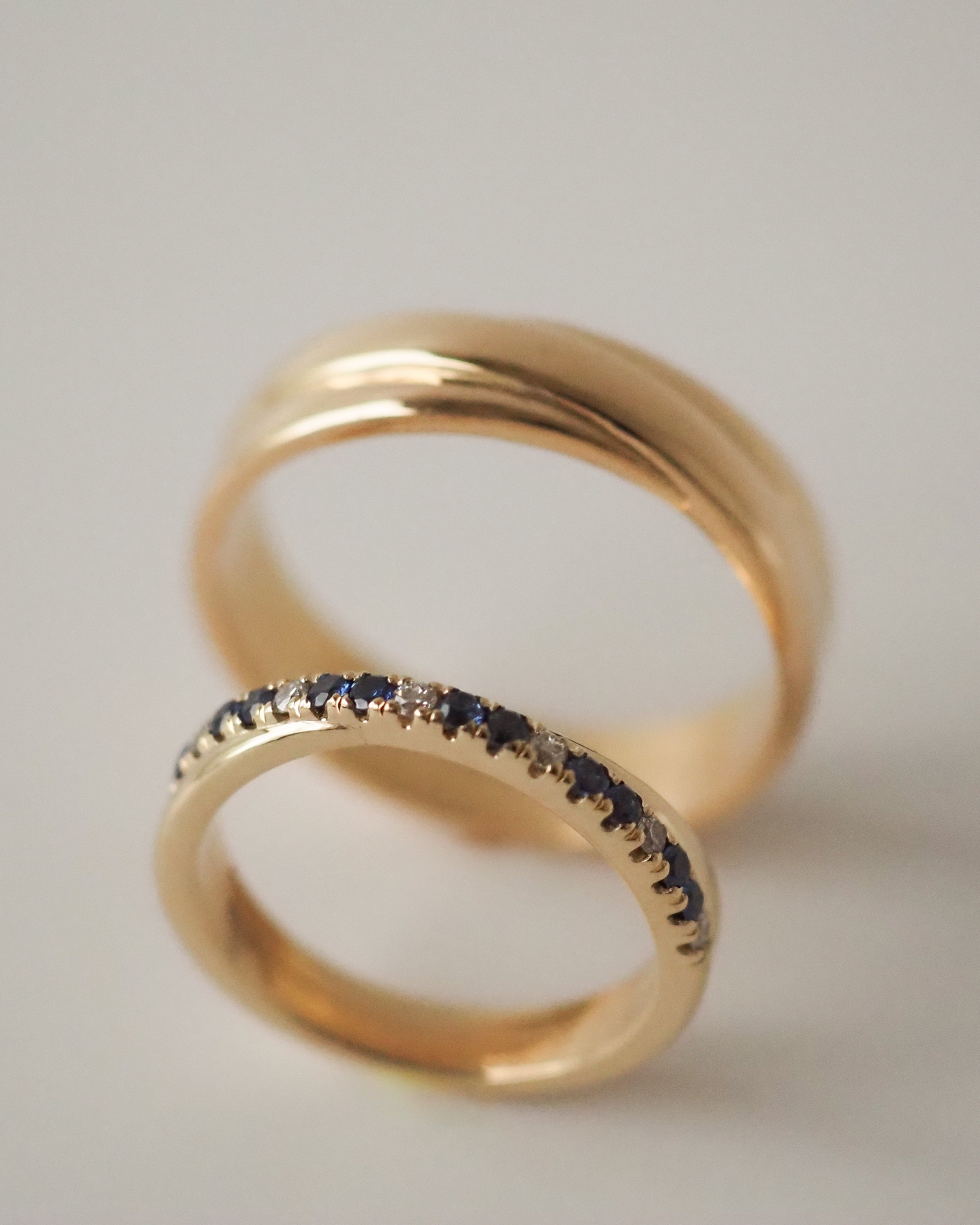 CRISS CROSS RING - DIAMONDS AND SAPPHIRES