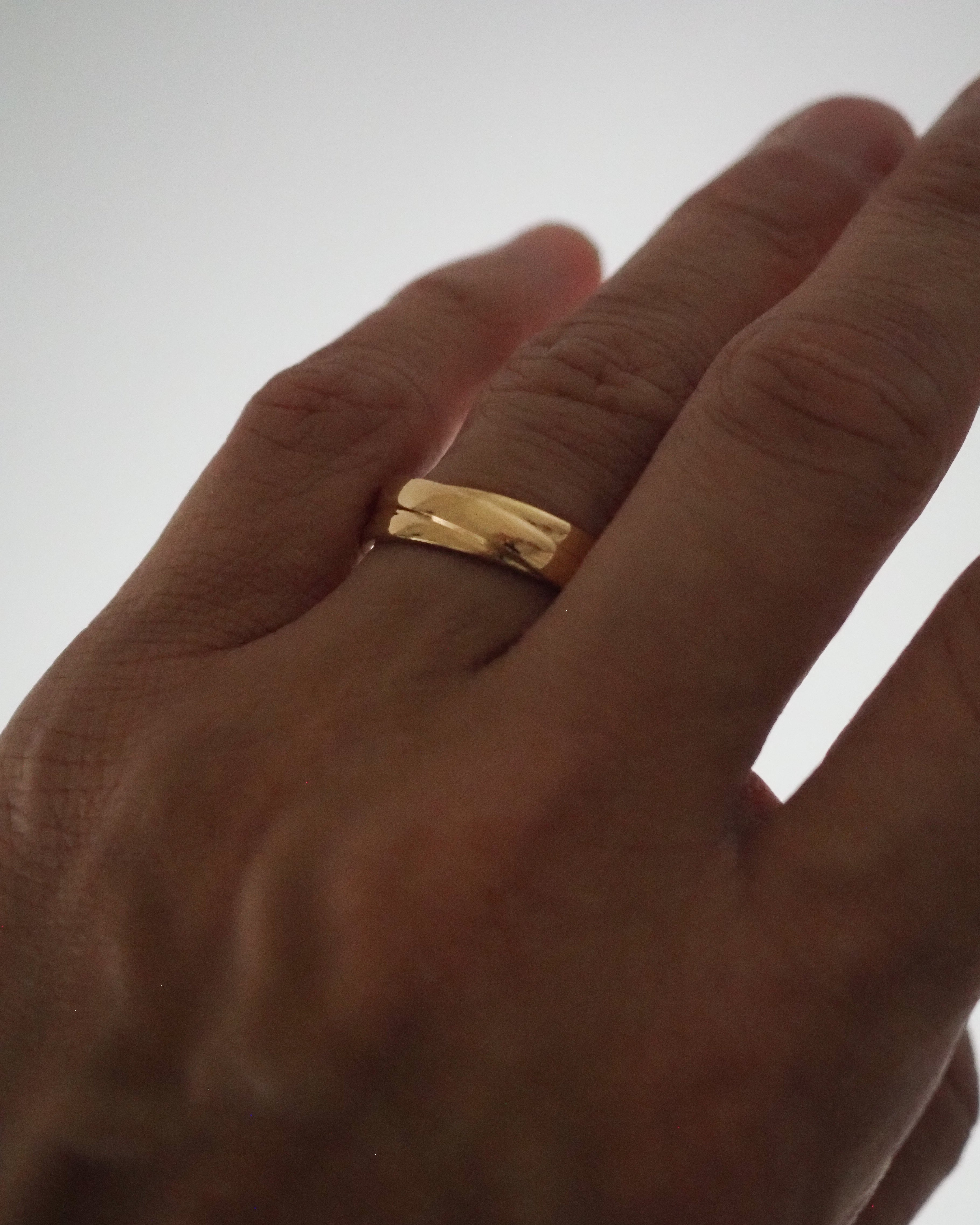 CRISS CROSS RING - THICK