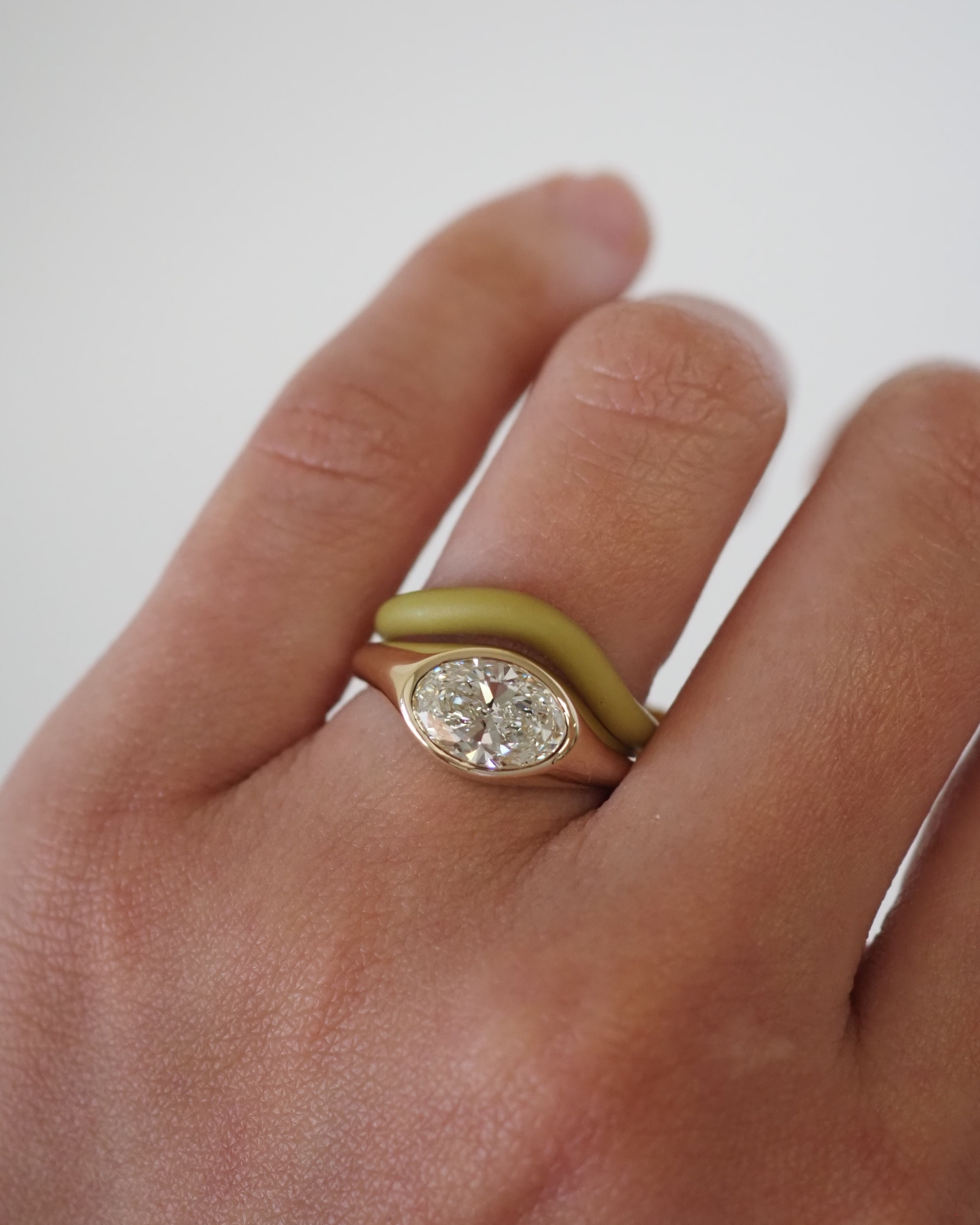 GRACE RING - 1.5CT DIAMOND