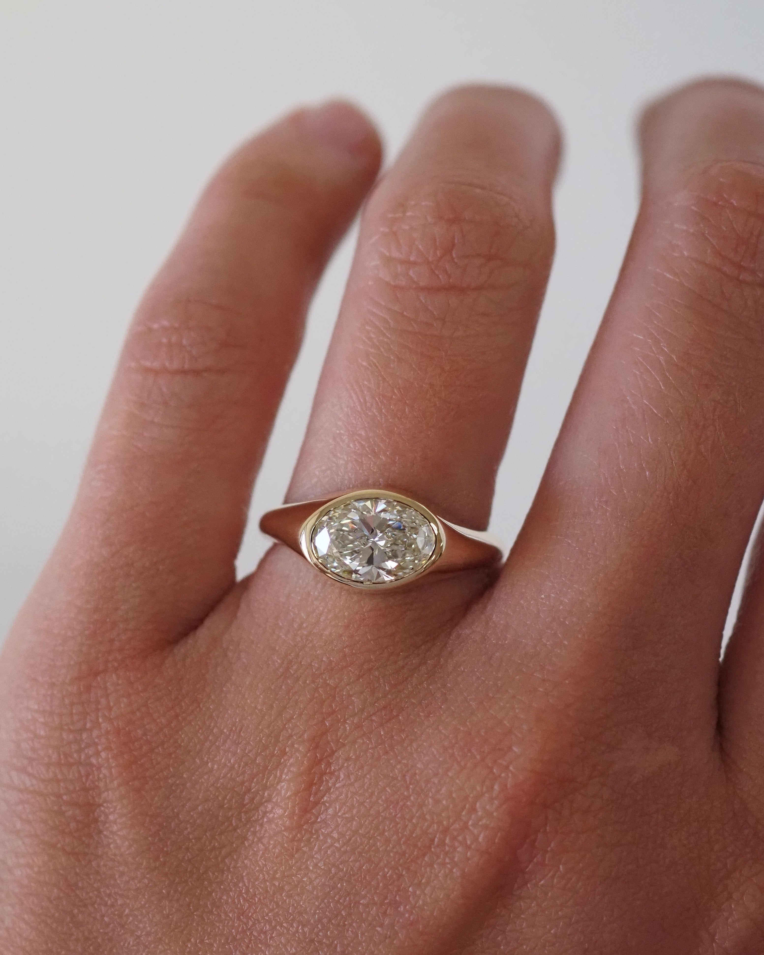 GRACE RING - 1.5CT DIAMOND