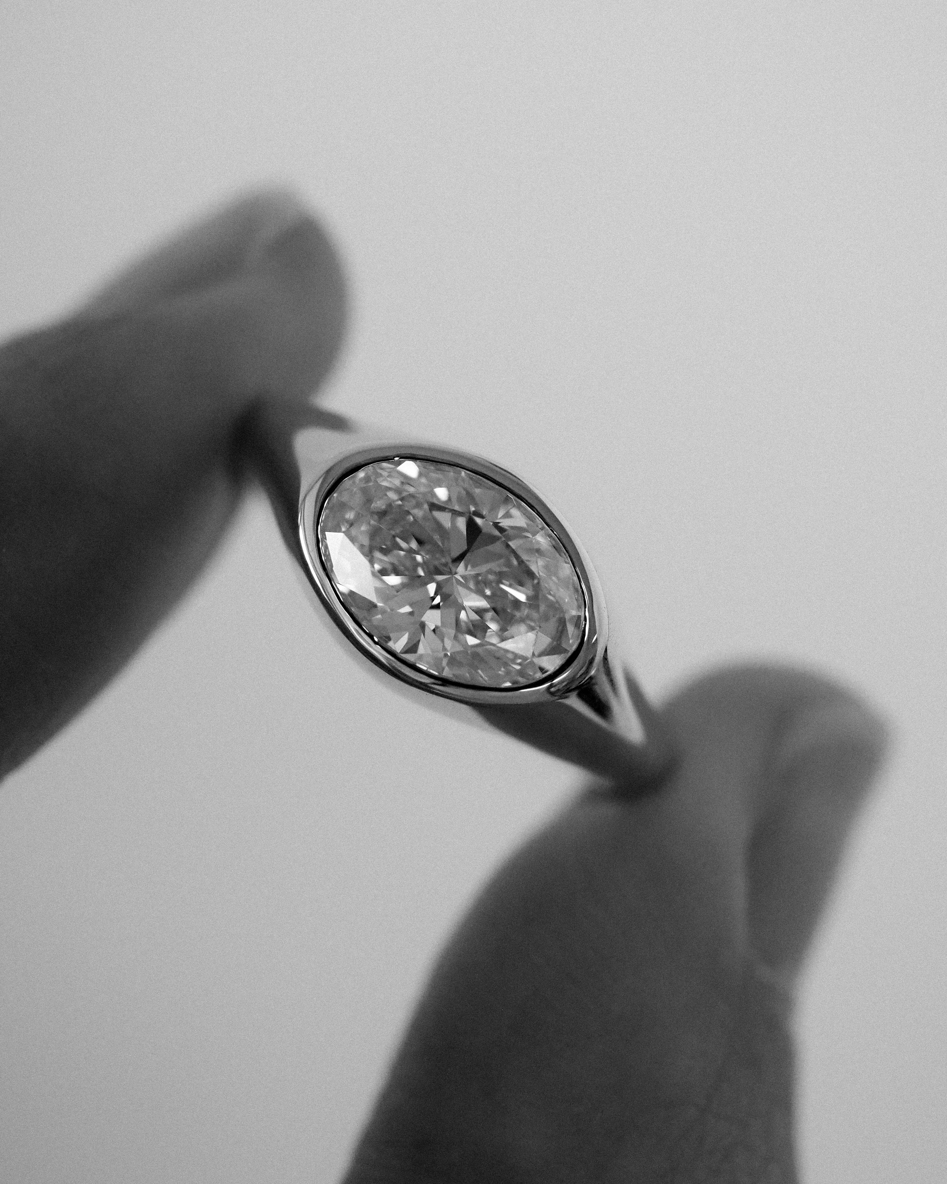 GRACE RING - 1.5CT DIAMOND