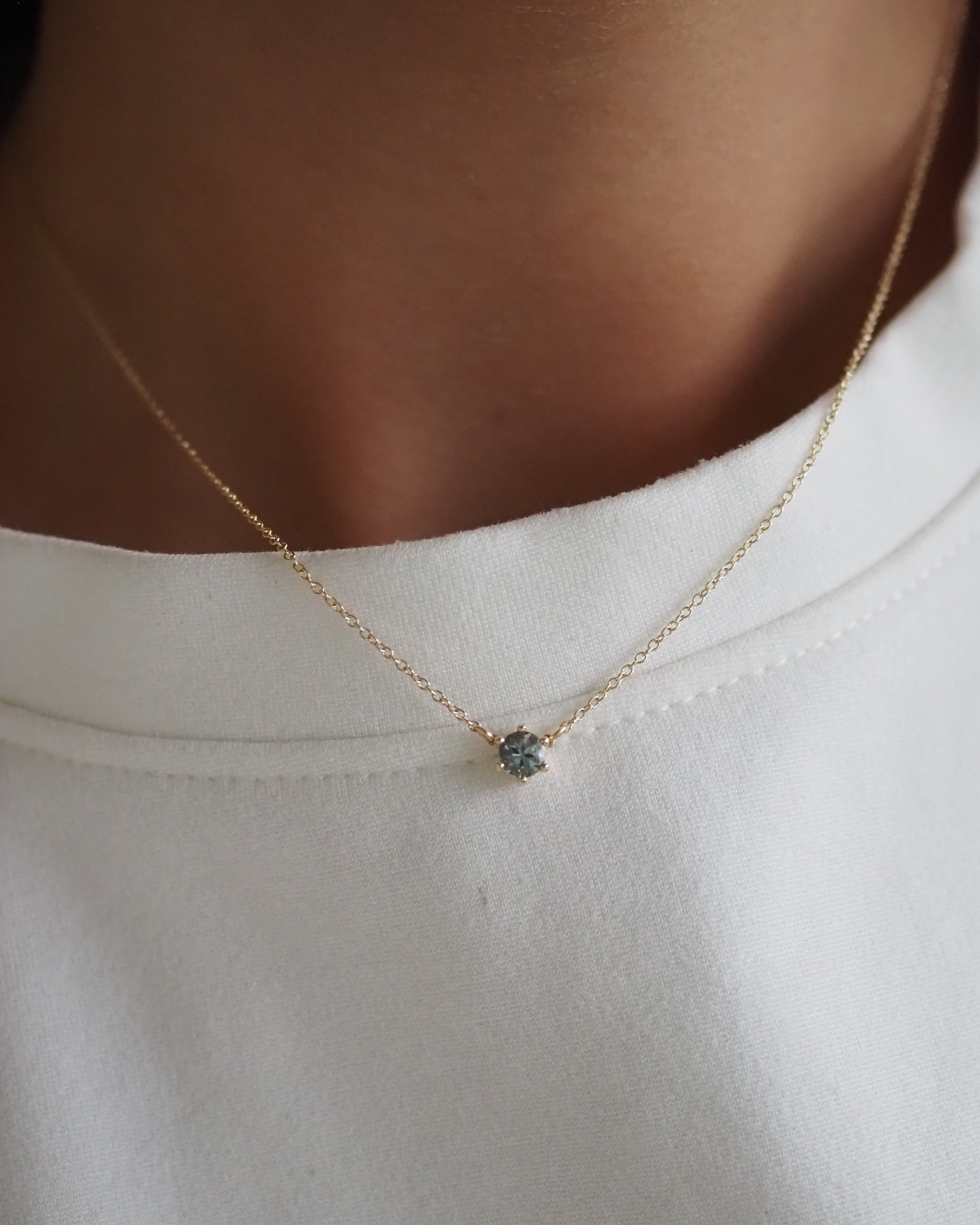NUR NECKLACE - AQUAMARINE