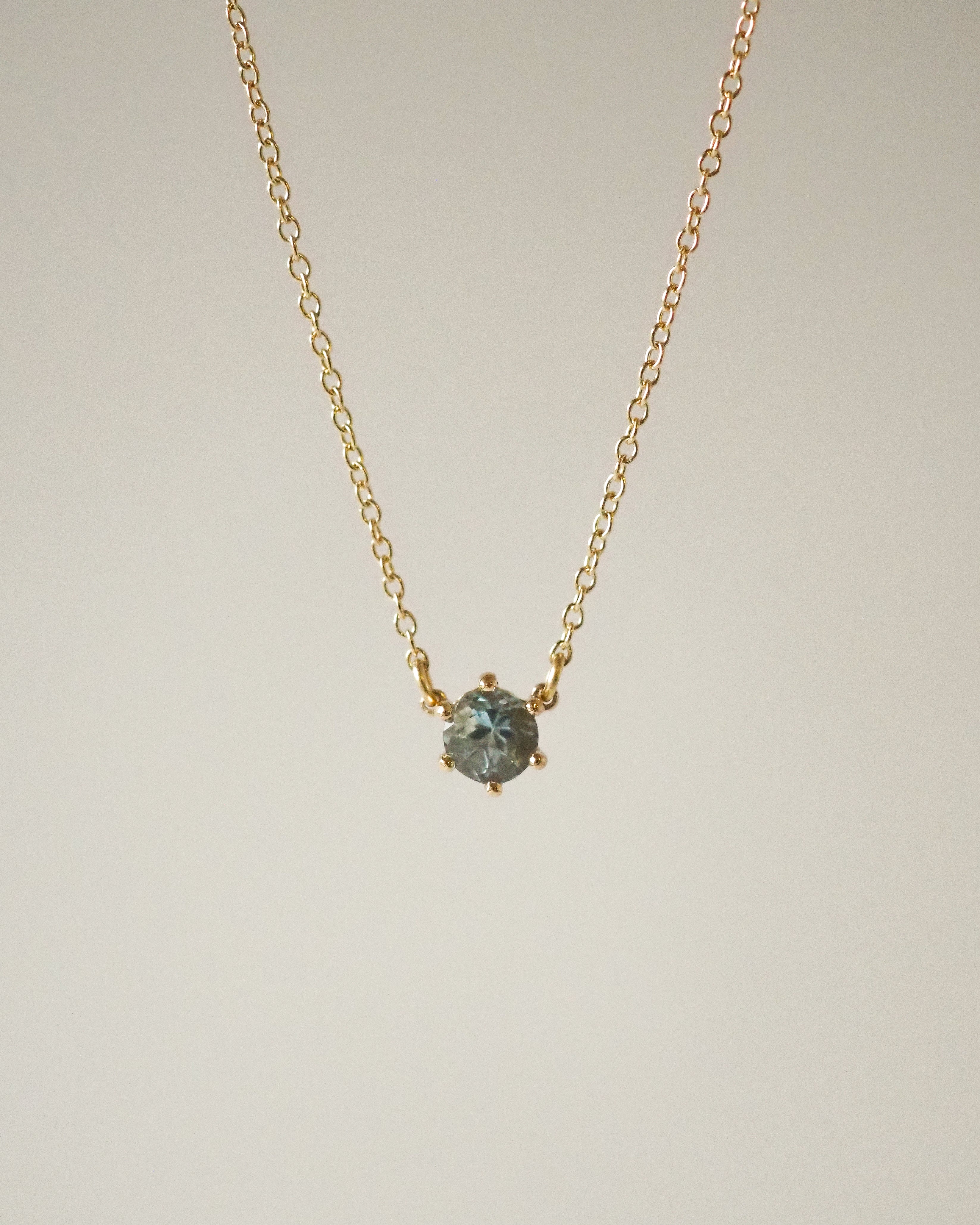 NUR NECKLACE - AQUAMARINE