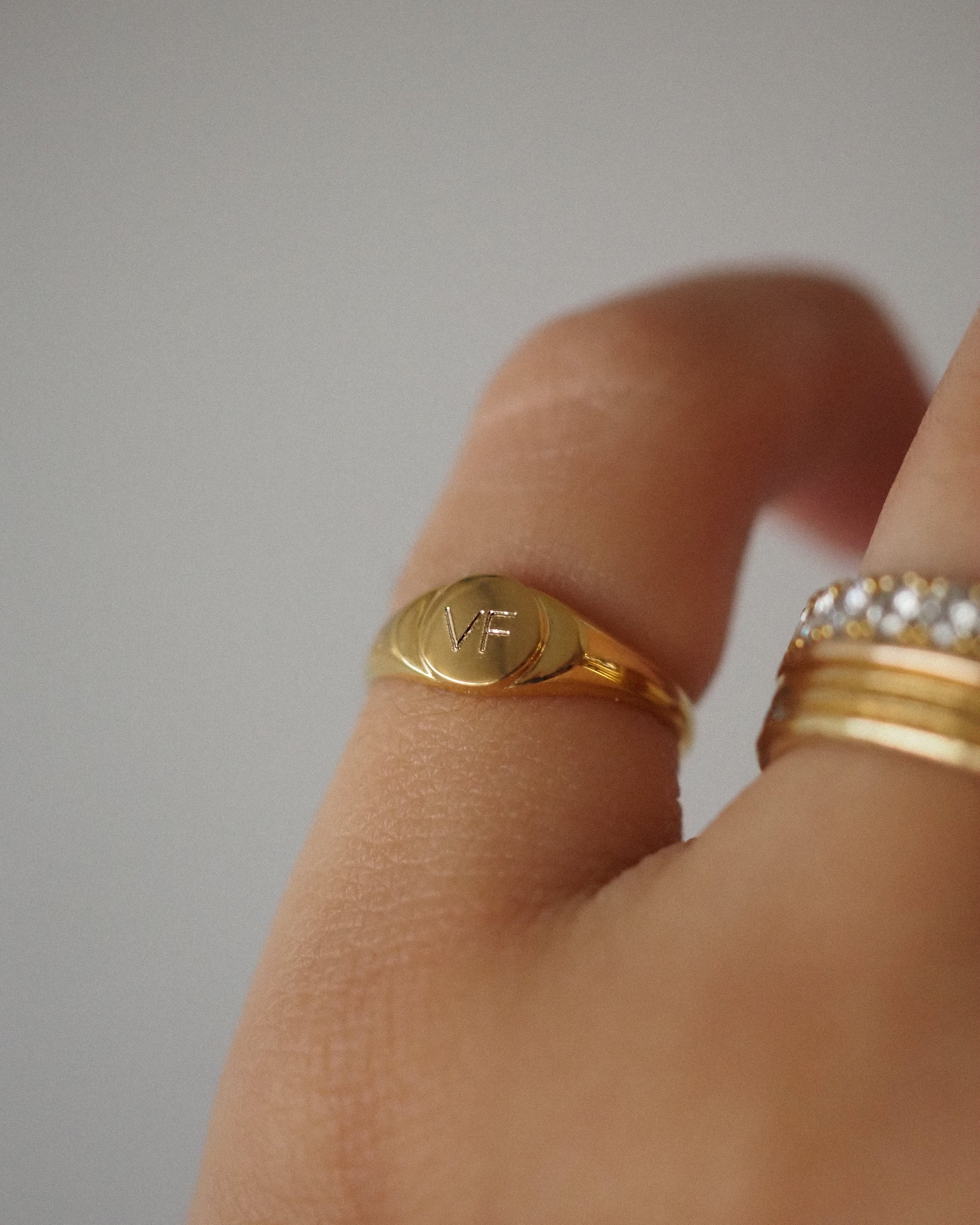 MINI SIGNET RING – PIAZ JEWELRY