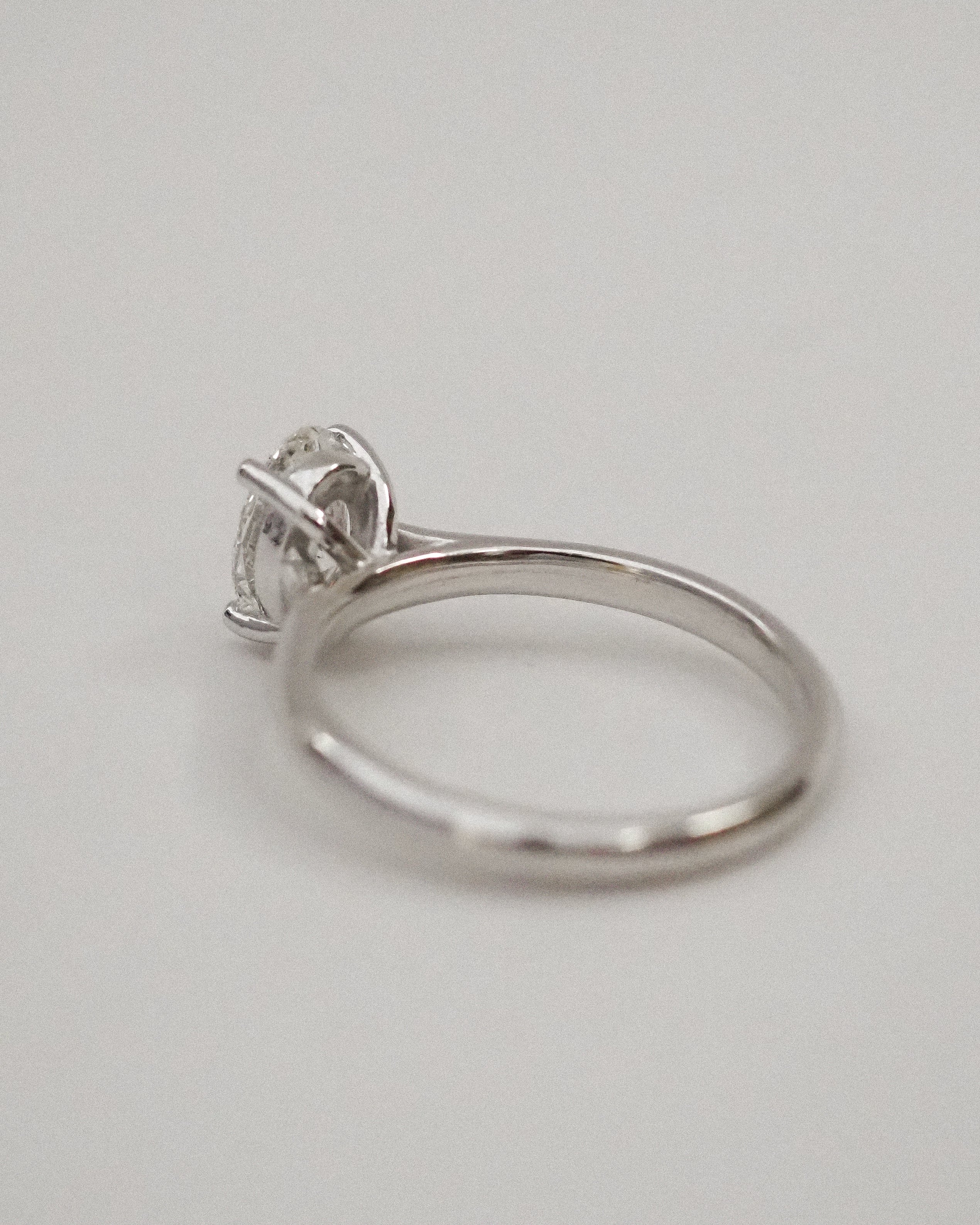 DANI ENGAGEMENT RING