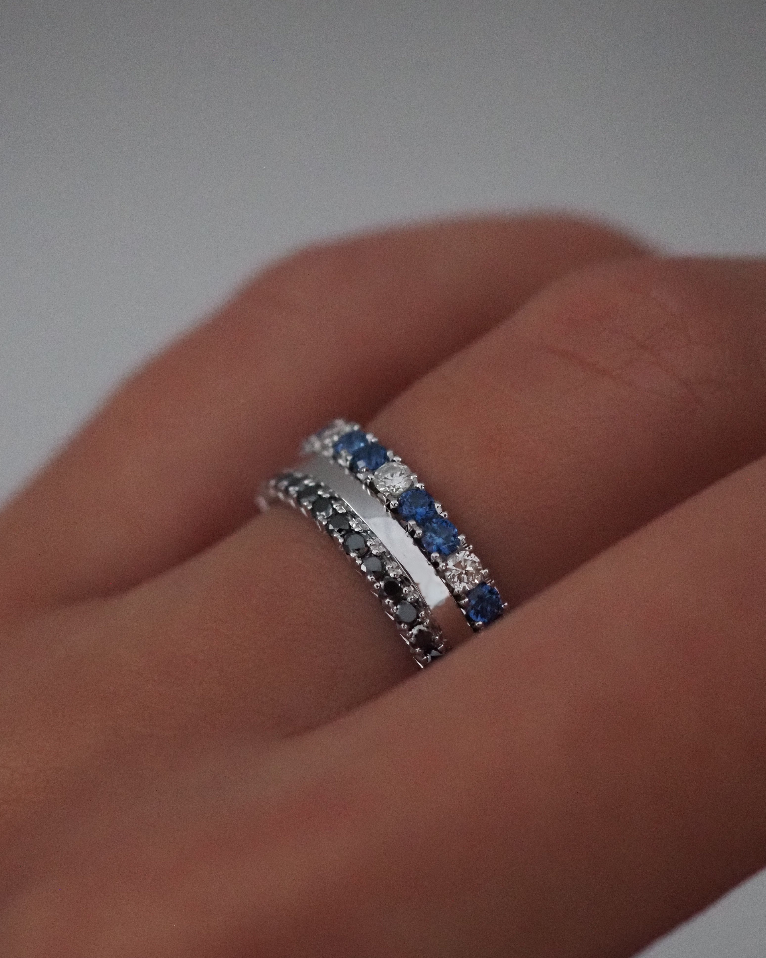 DIAMONDS & SAPPHIRES - WHITE GOLD
