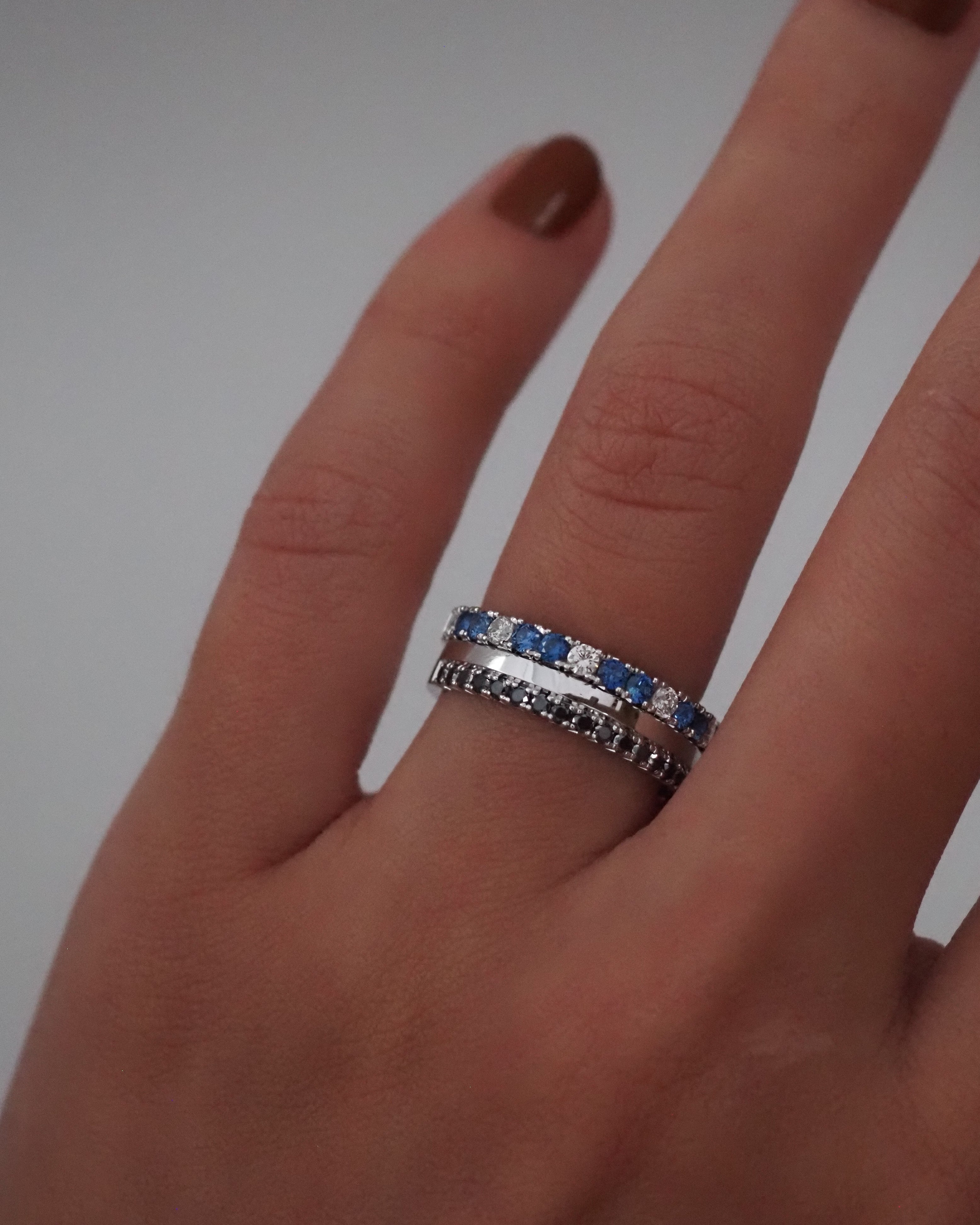 DIAMONDS & SAPPHIRES - WHITE GOLD