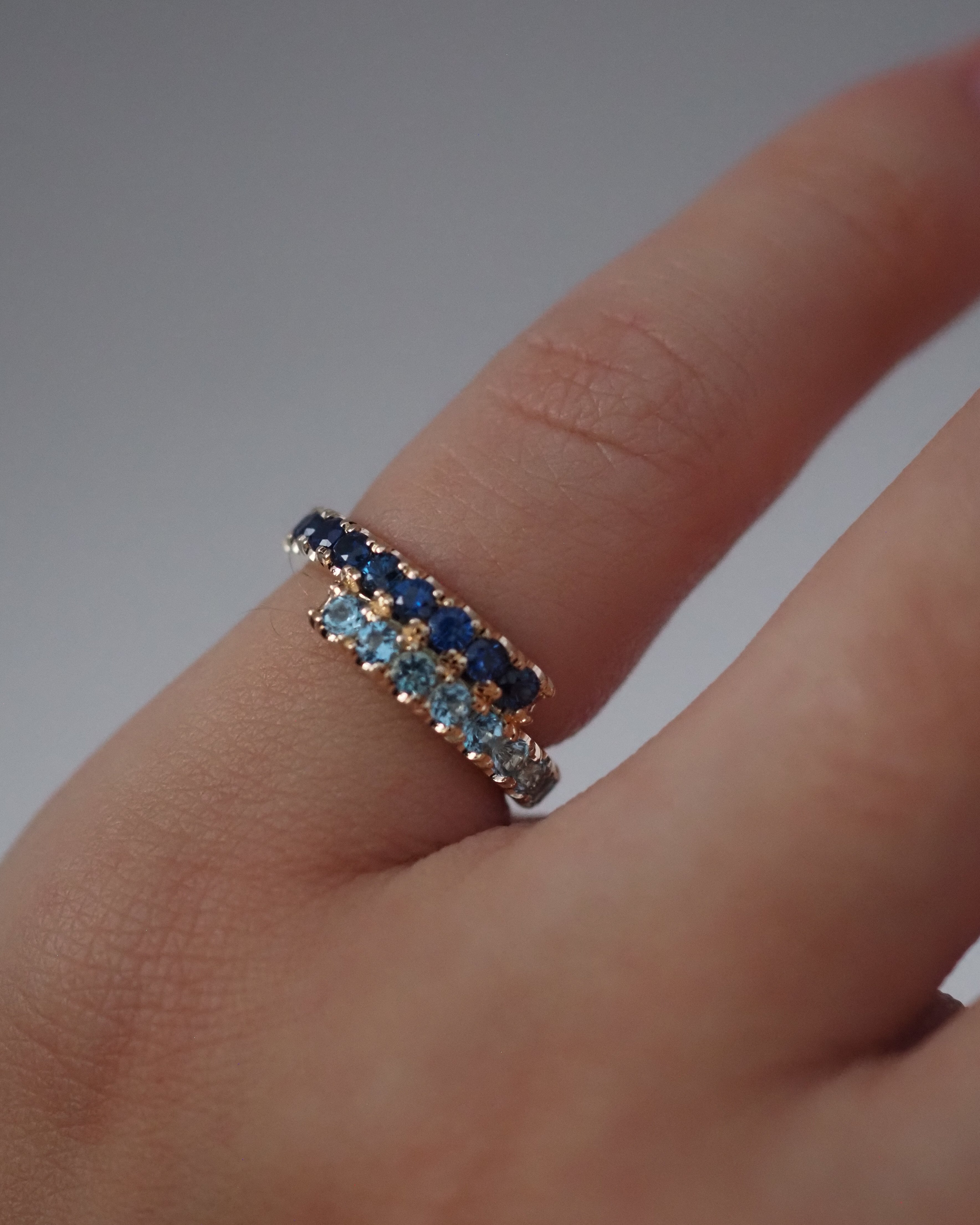 ZAIDA PINKY RING - AQUAMARINES AND SAPPHIRES