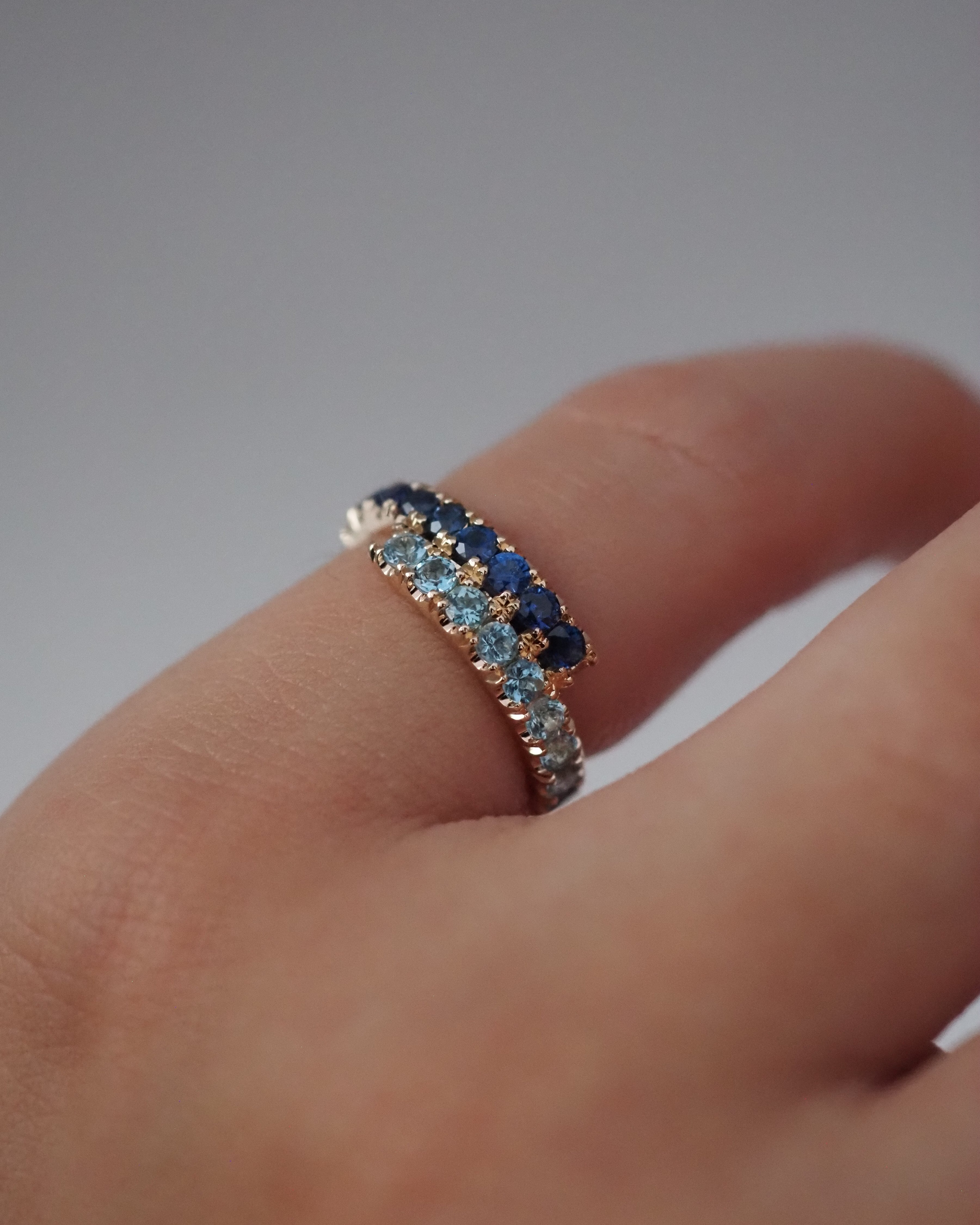 ZAIDA PINKY RING - AQUAMARINES AND SAPPHIRES