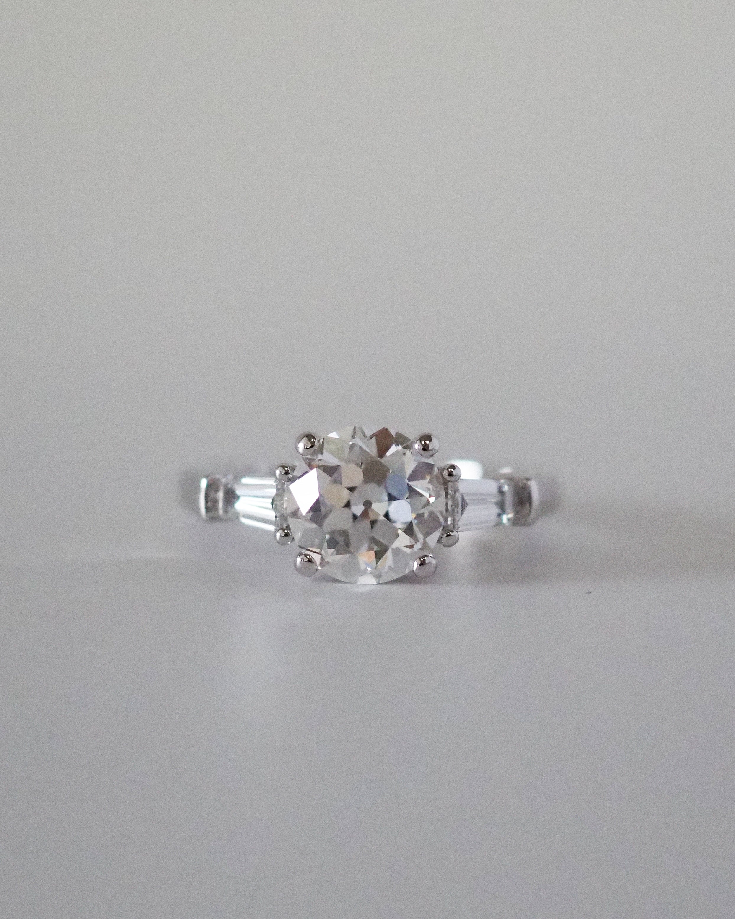 AVA ENGAGEMENT RING