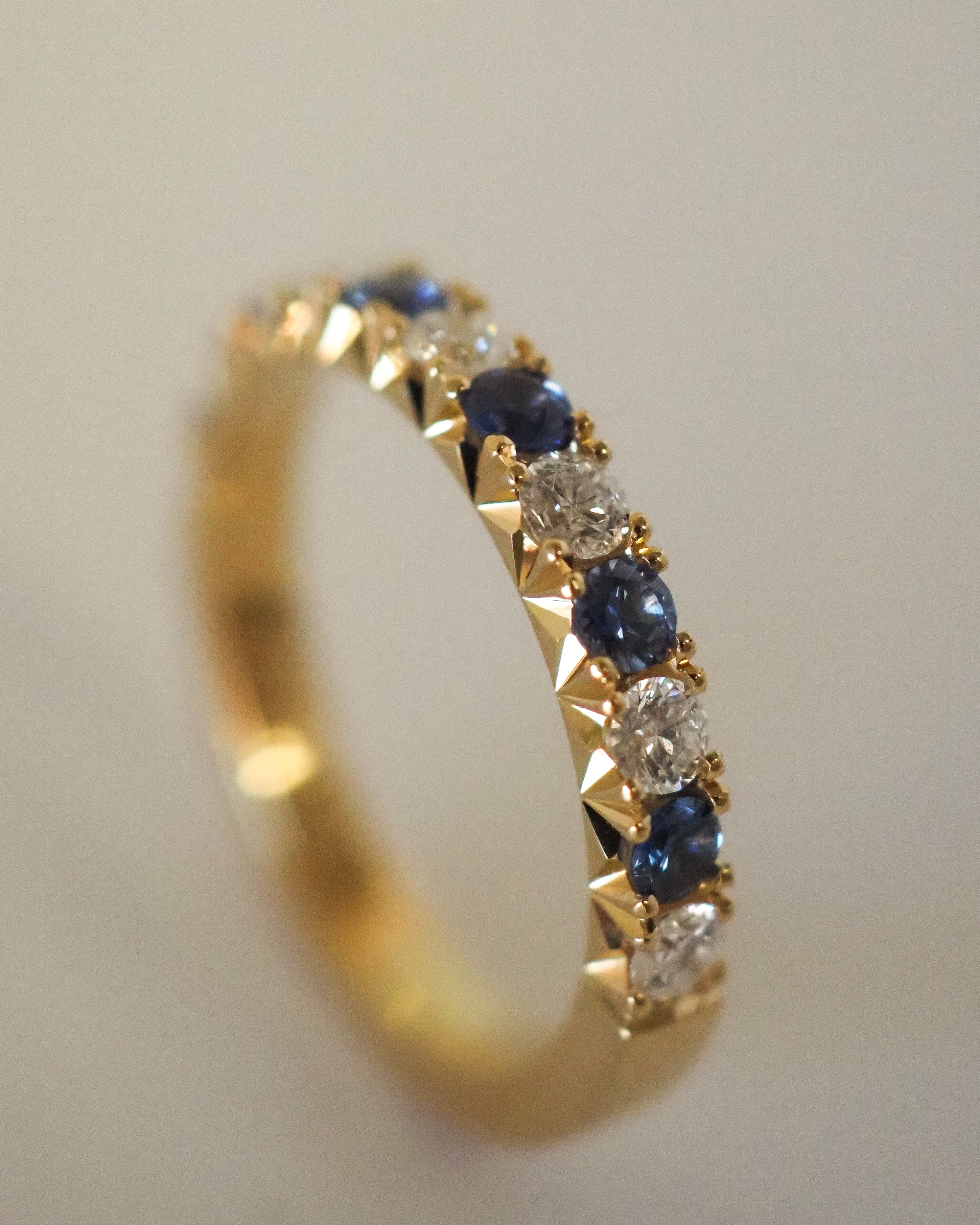PARISIEN RING DIAMONDS & SAPPHIRES