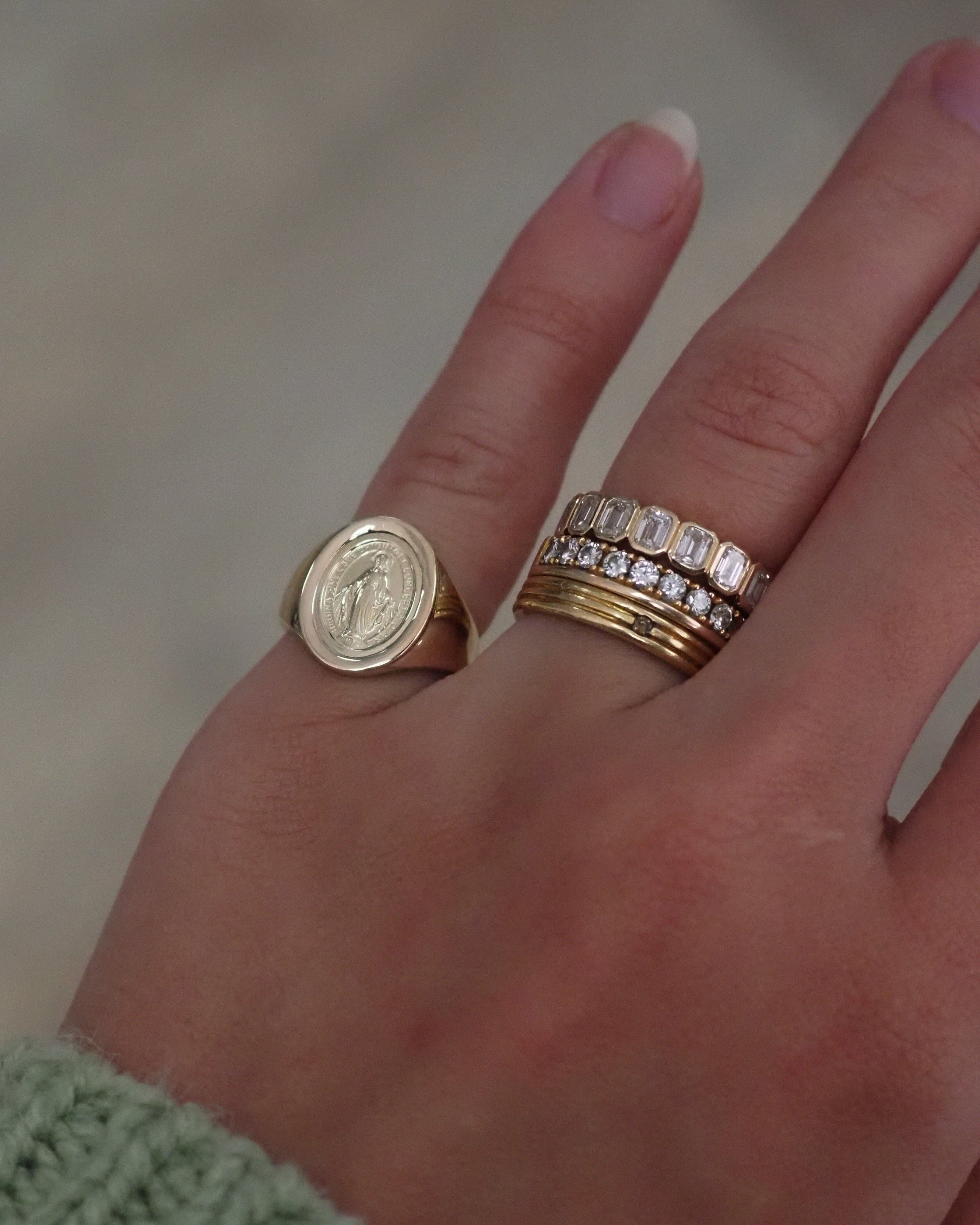 HOLY MEDAL SIGNET RING