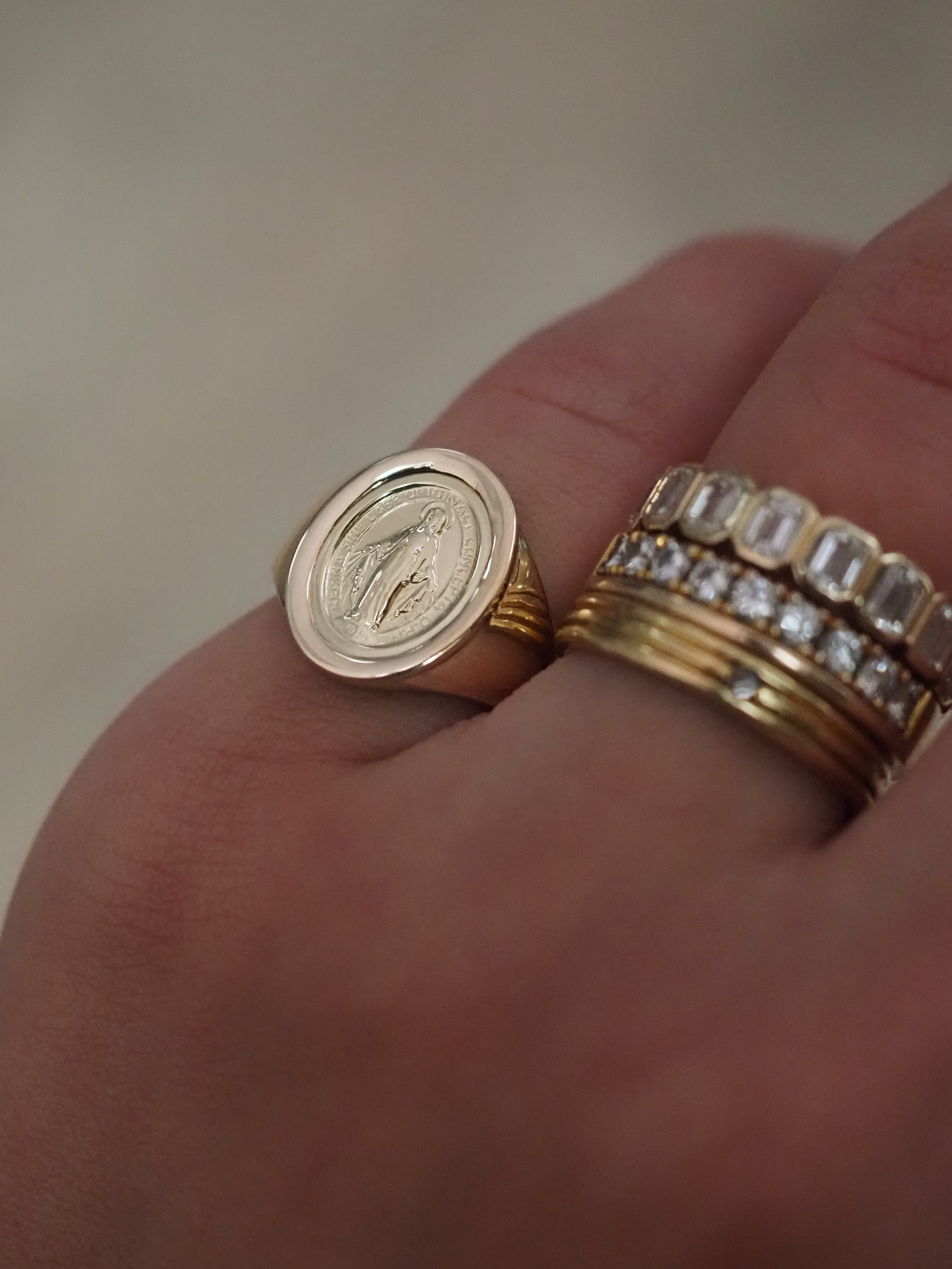 HOLY MEDAL SIGNET RING