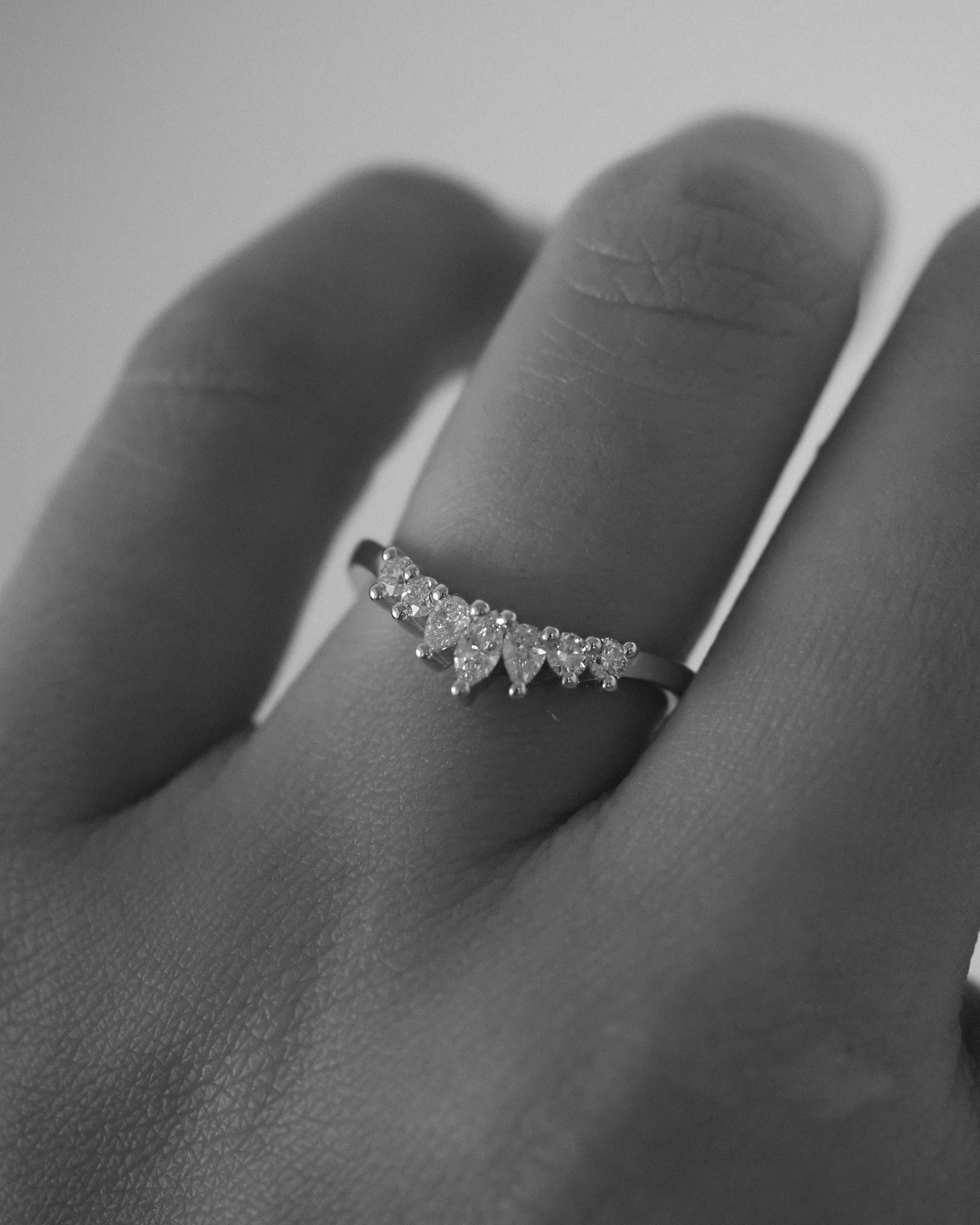 VERONA DIAMONDS BAND