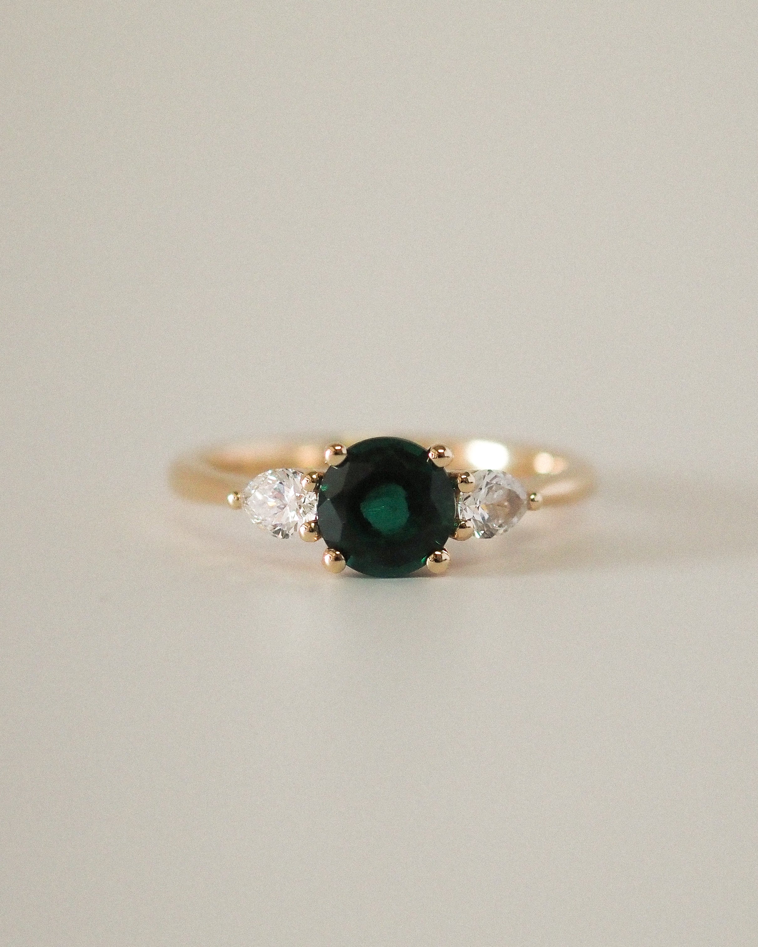 TY ENGAGEMENT RING - EMERALD