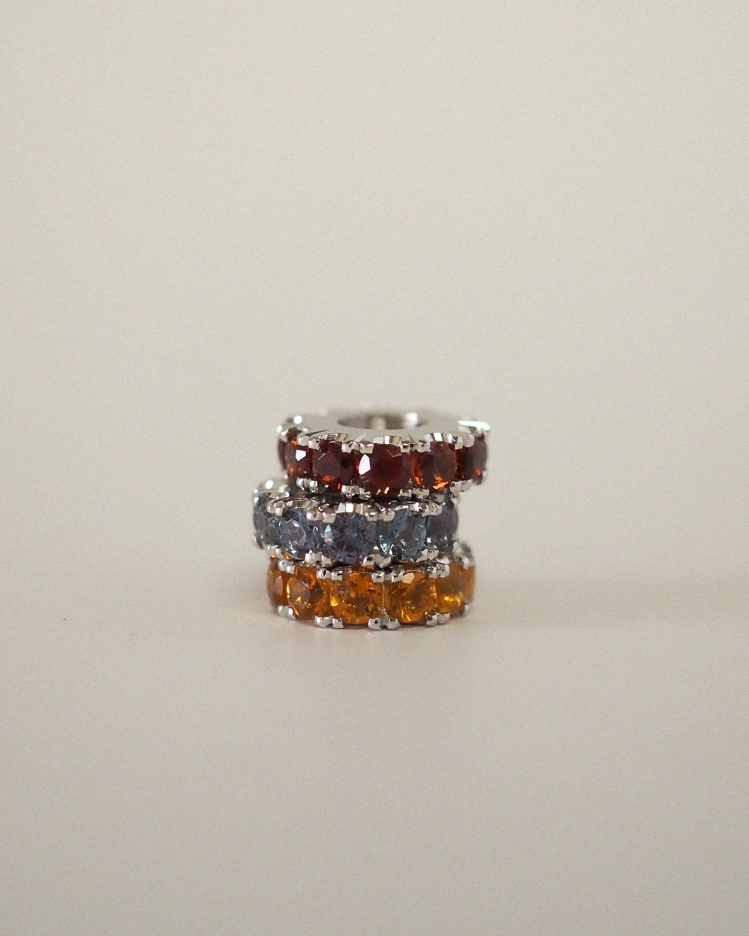 THE RONDELLE GARNETS