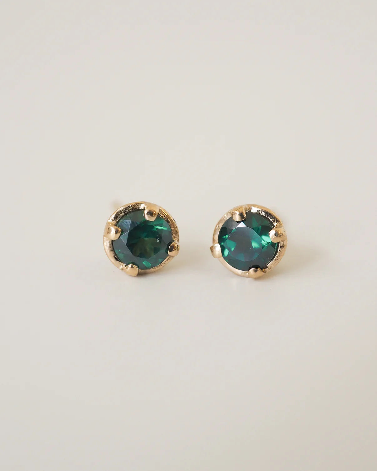 VINTAGE STUDS TEAL TOPAZ